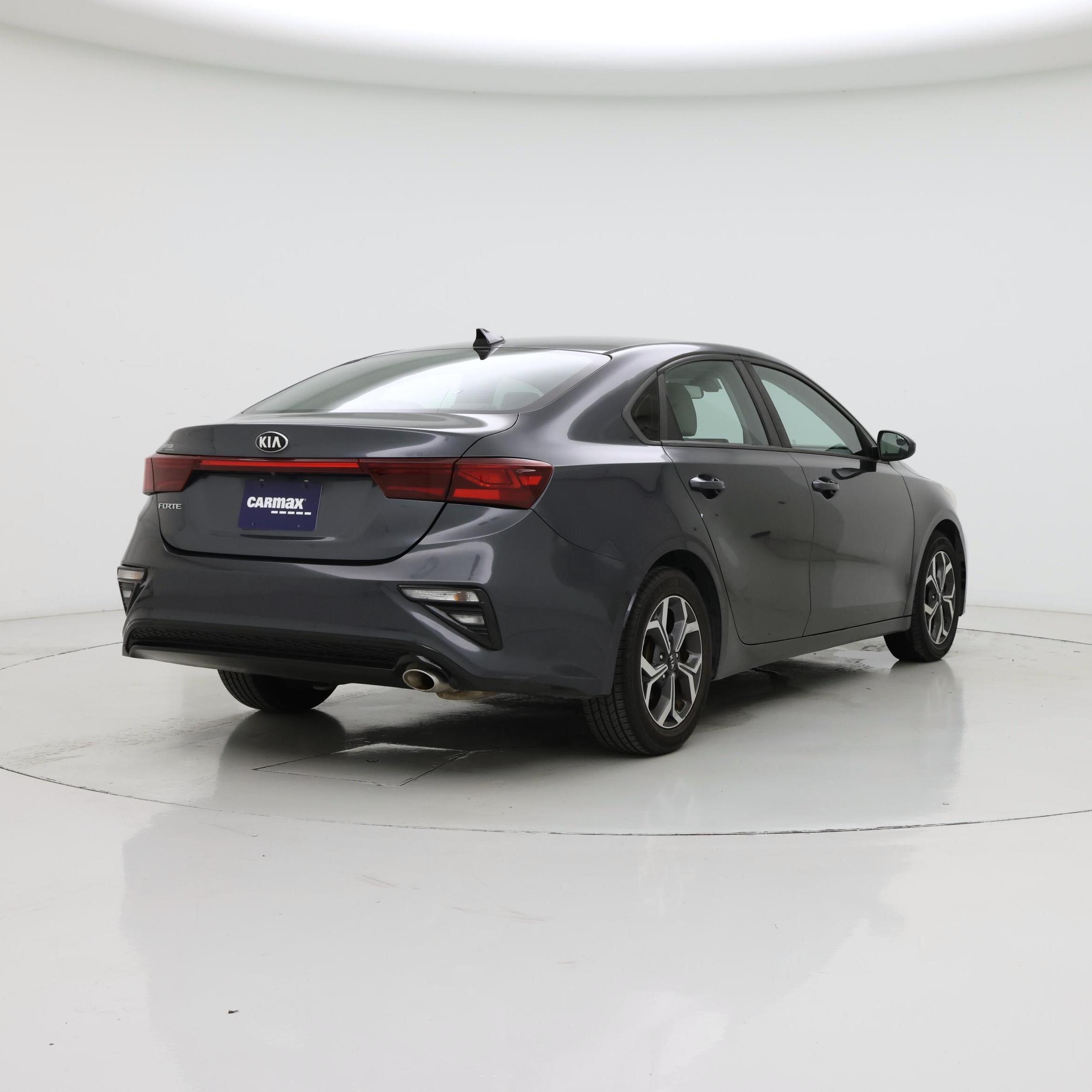 Thumbnail: 2019 Kia Forte - 8
