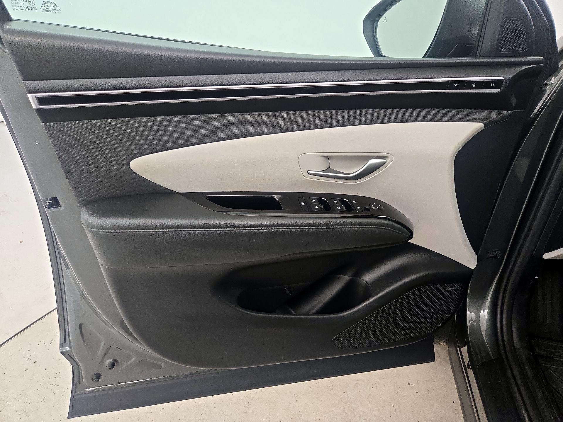 Thumbnail: 2023 Hyundai Tucson - 12