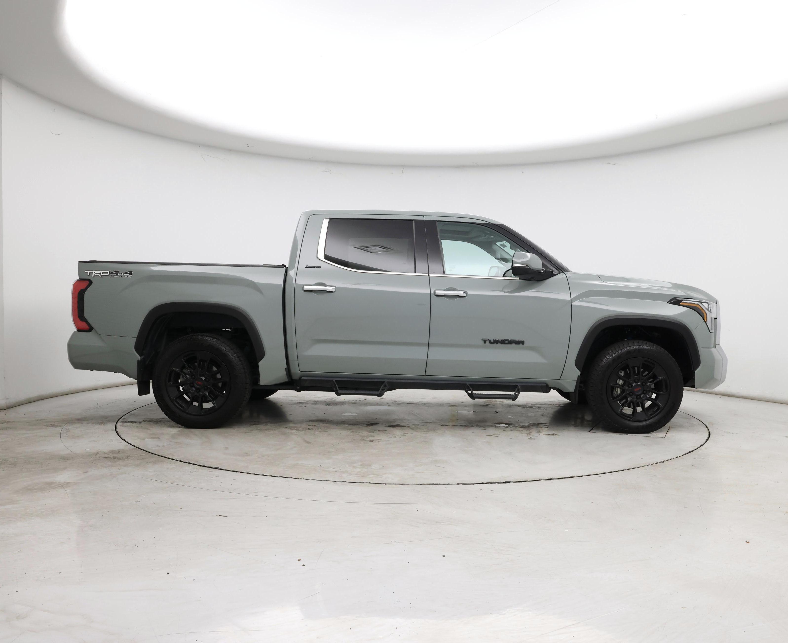 Thumbnail: 2022 Toyota Tundra - 7