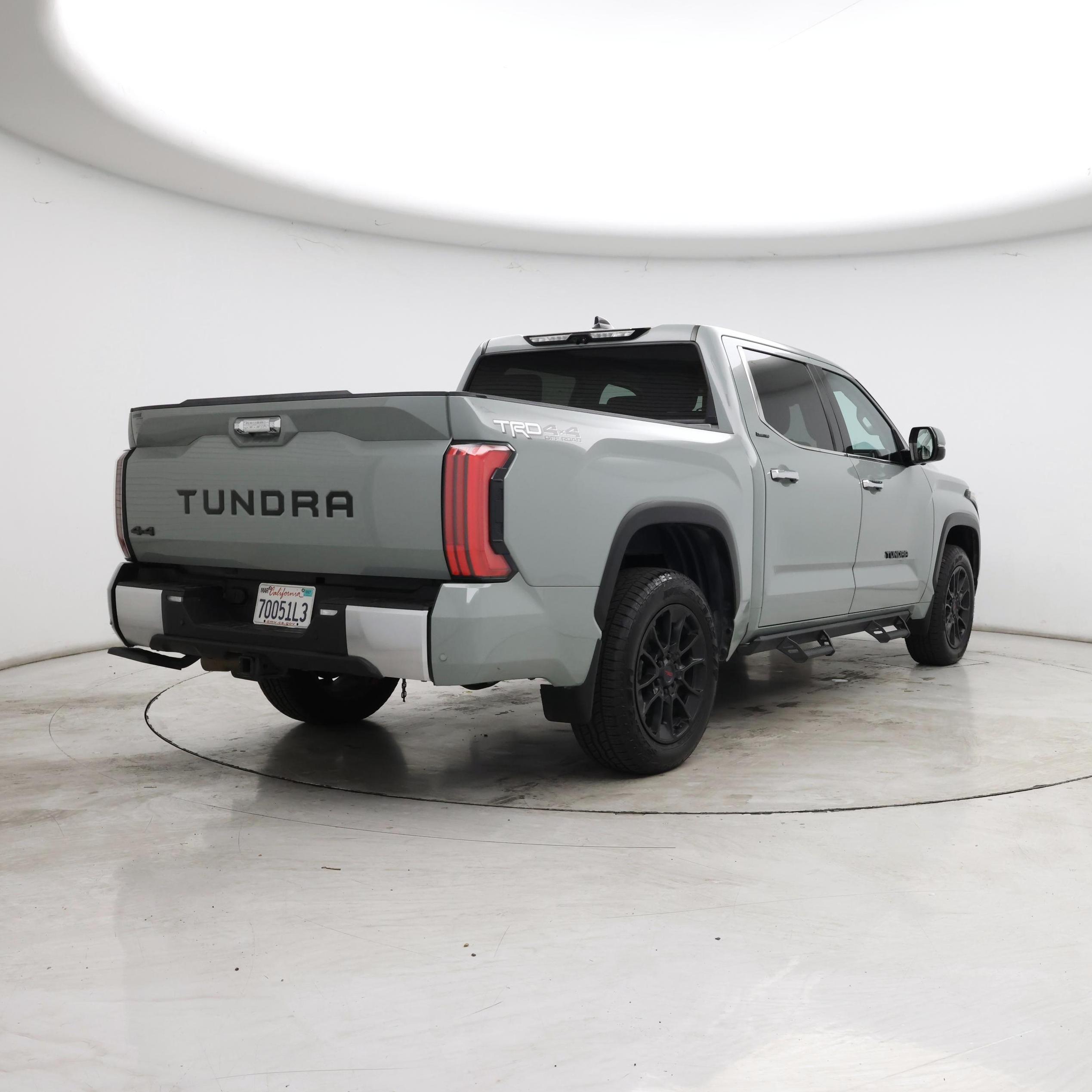 Thumbnail: 2022 Toyota Tundra - 8