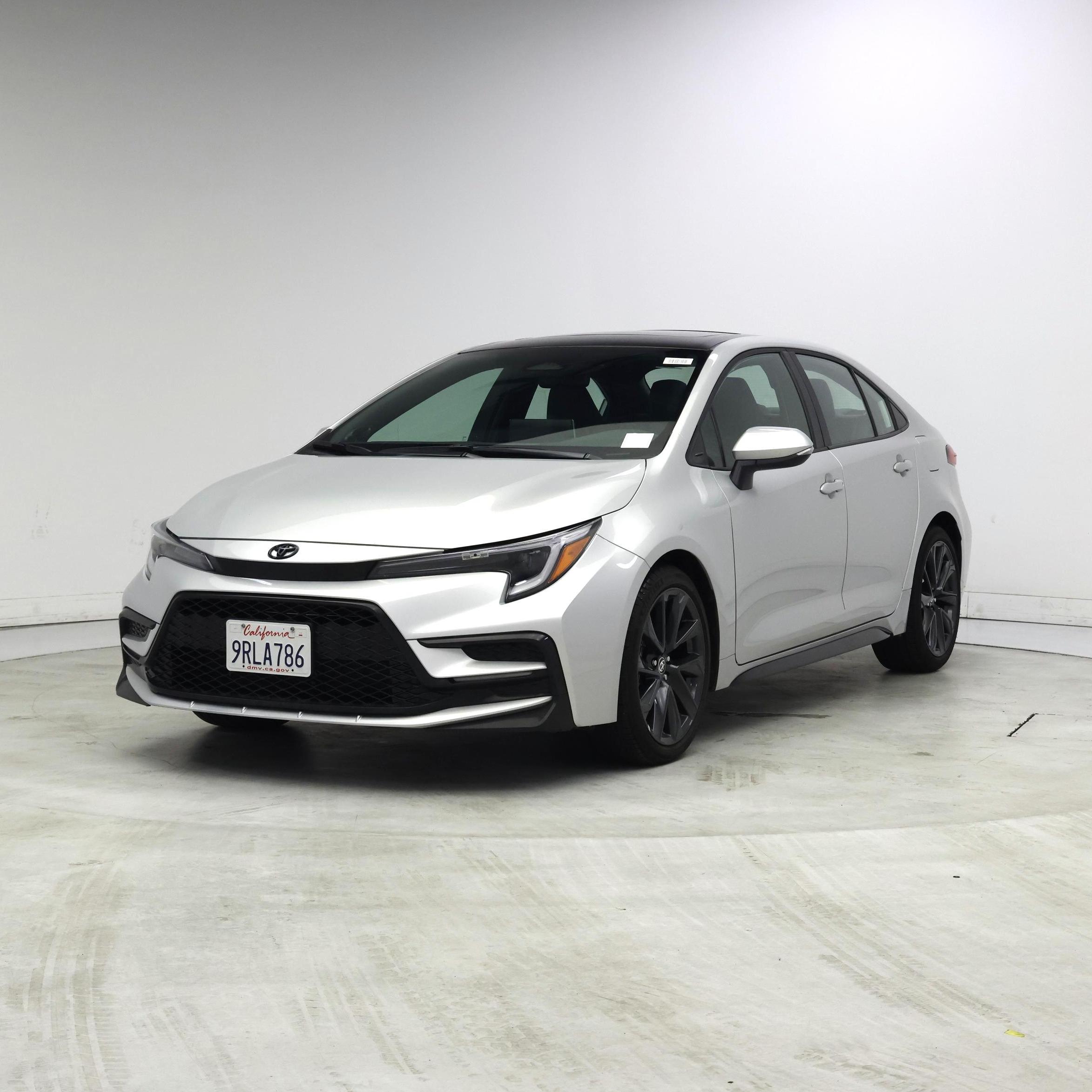 Thumbnail: 2025 Toyota Corolla - 4