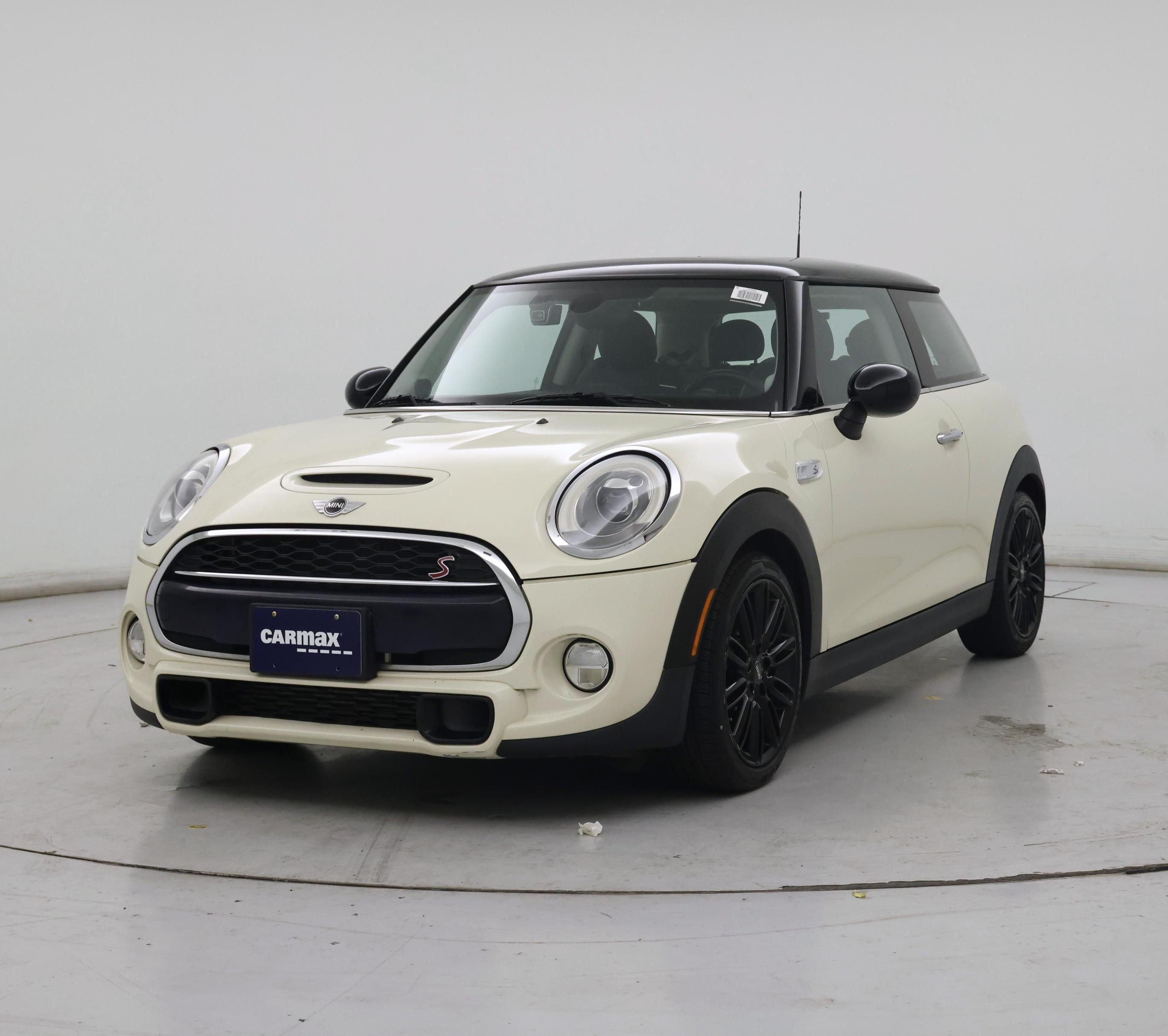 Thumbnail: 2015 MINI Cooper Hardtop - 4