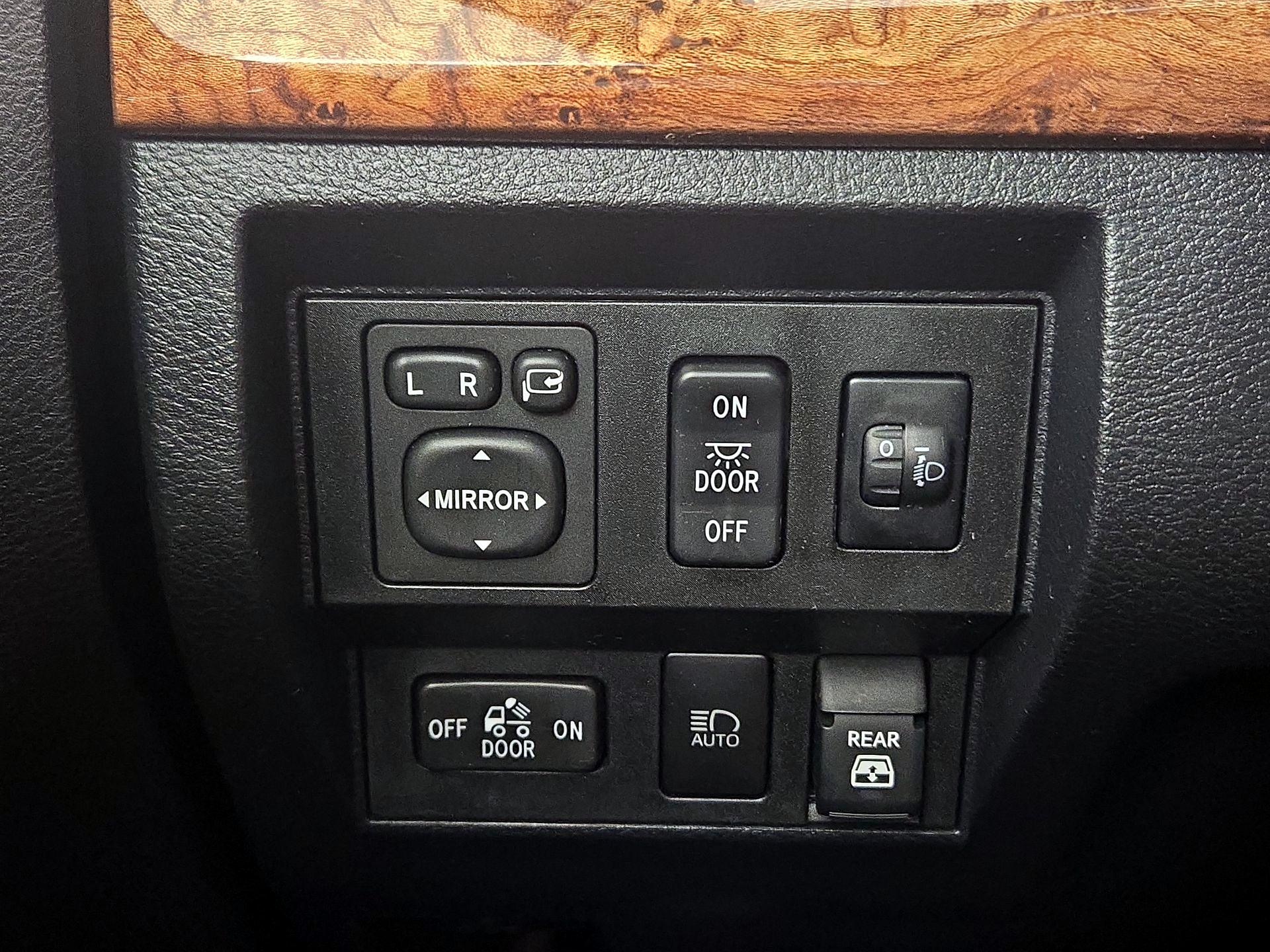 Thumbnail: 2020 Toyota Tundra - 13