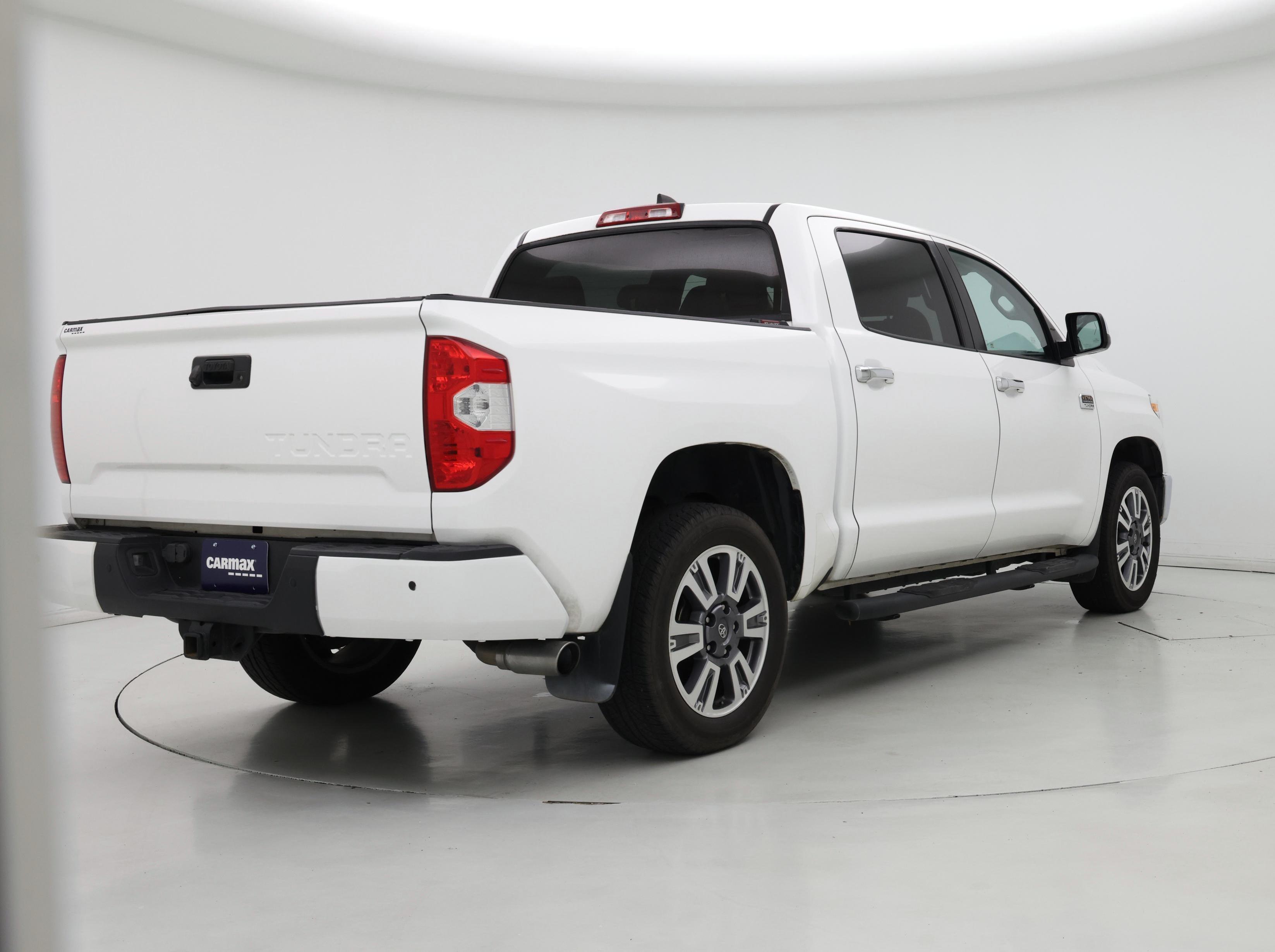 Thumbnail: 2020 Toyota Tundra - 8