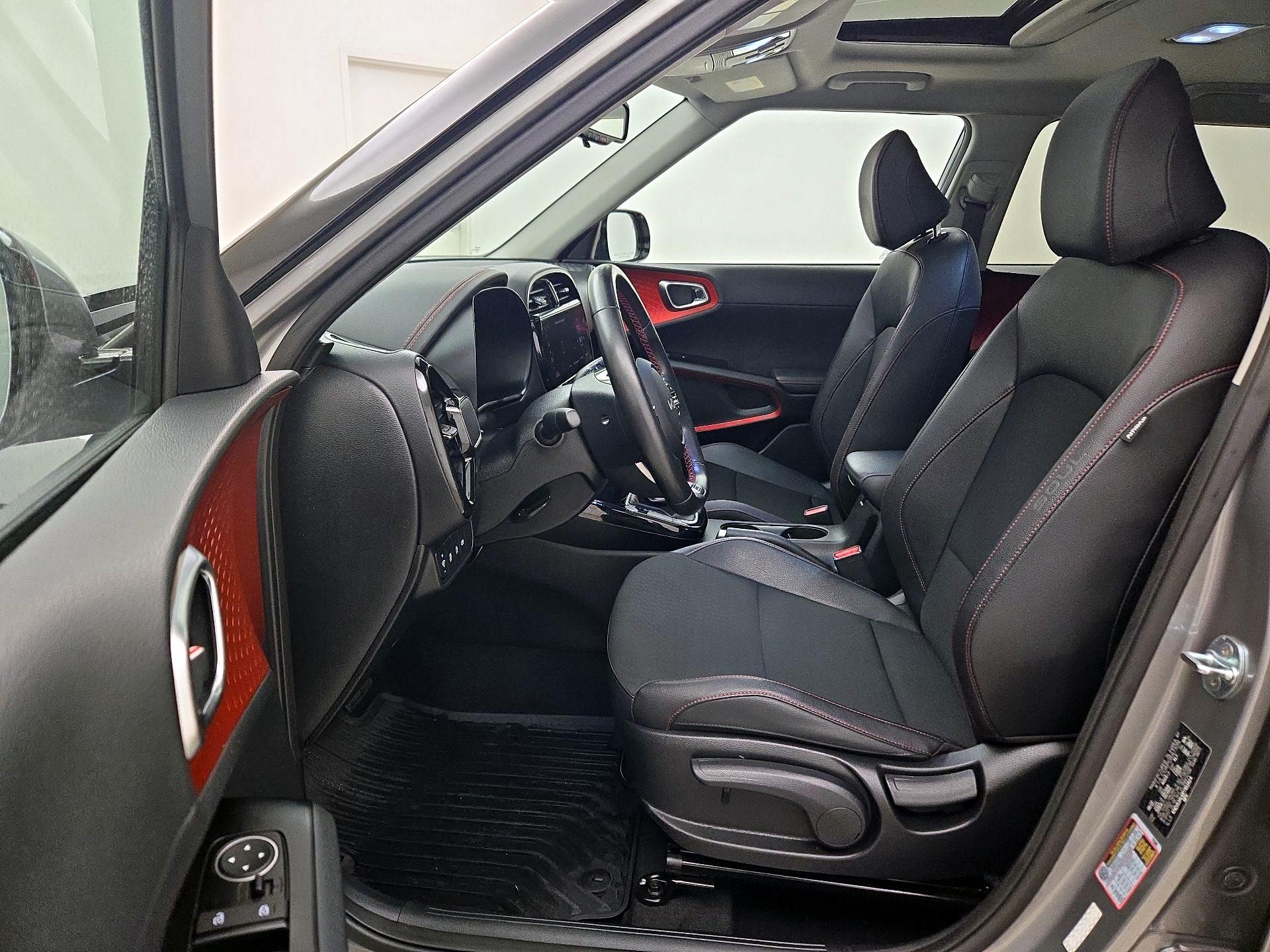 Thumbnail: 2023 Kia Soul - 11