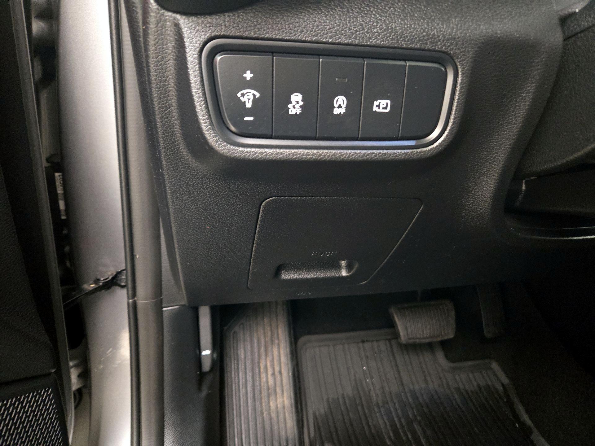 Thumbnail: 2023 Kia Soul - 13