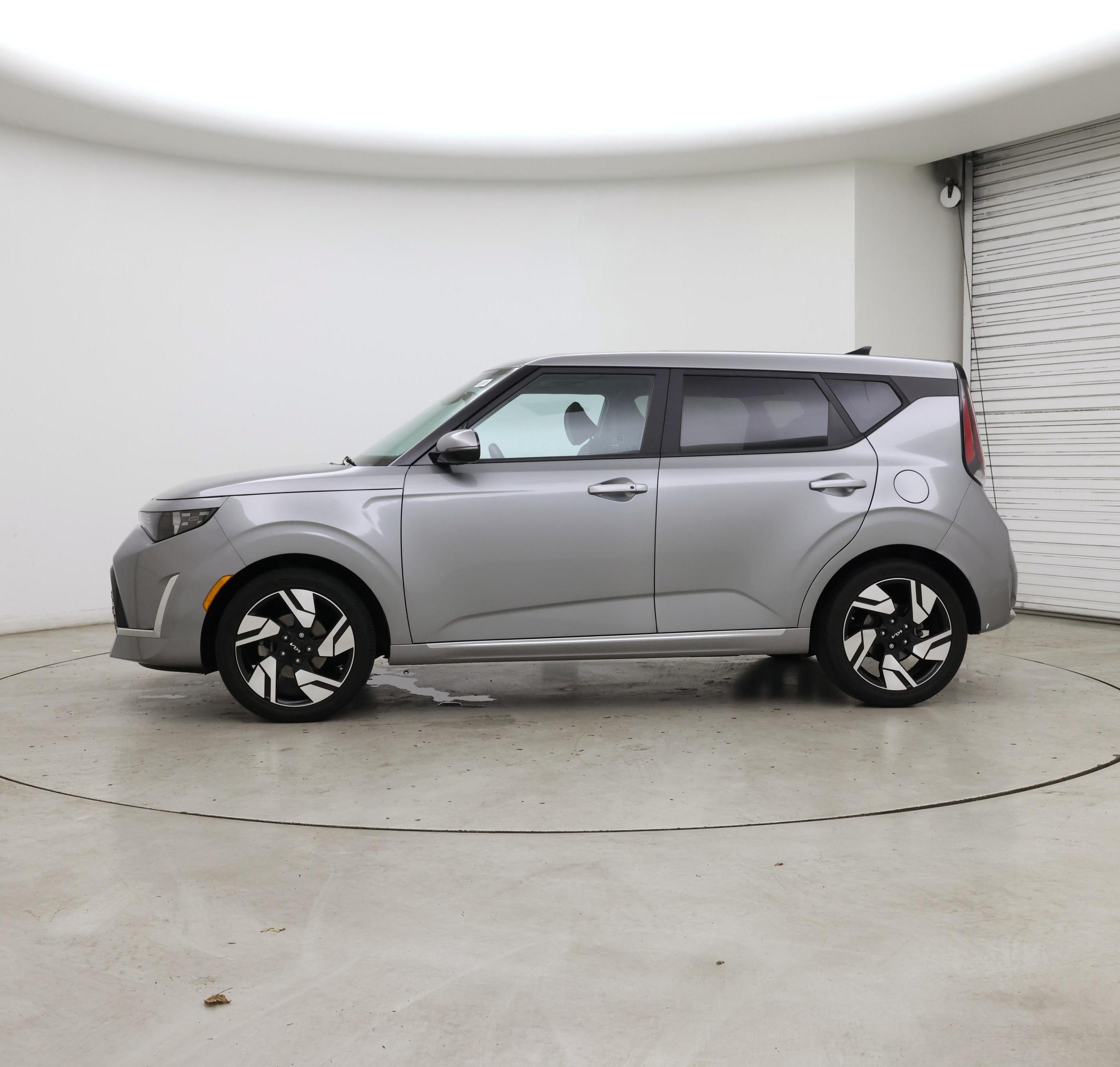 Thumbnail: 2023 Kia Soul - 3