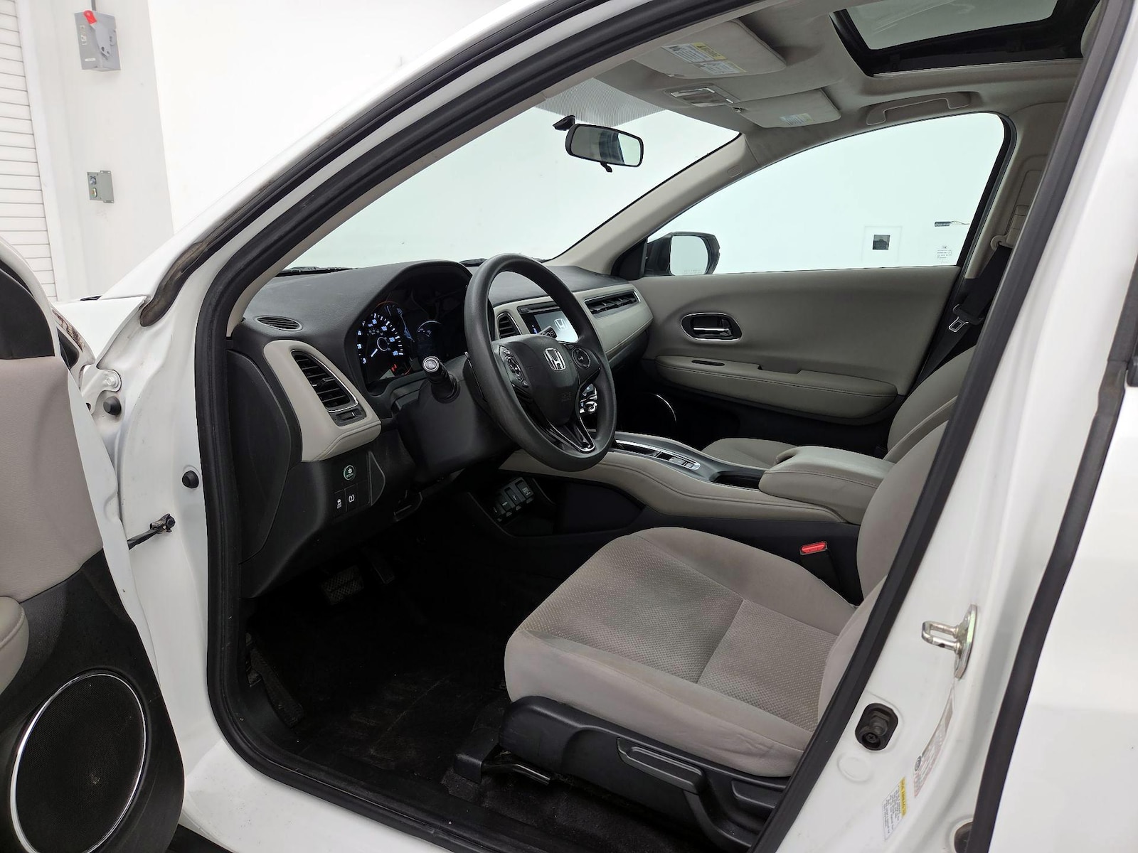 2016 Honda HR-V EX - Photo 12