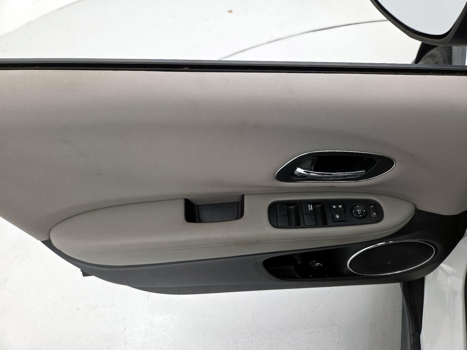 2016 Honda HR-V EX - Photo 13