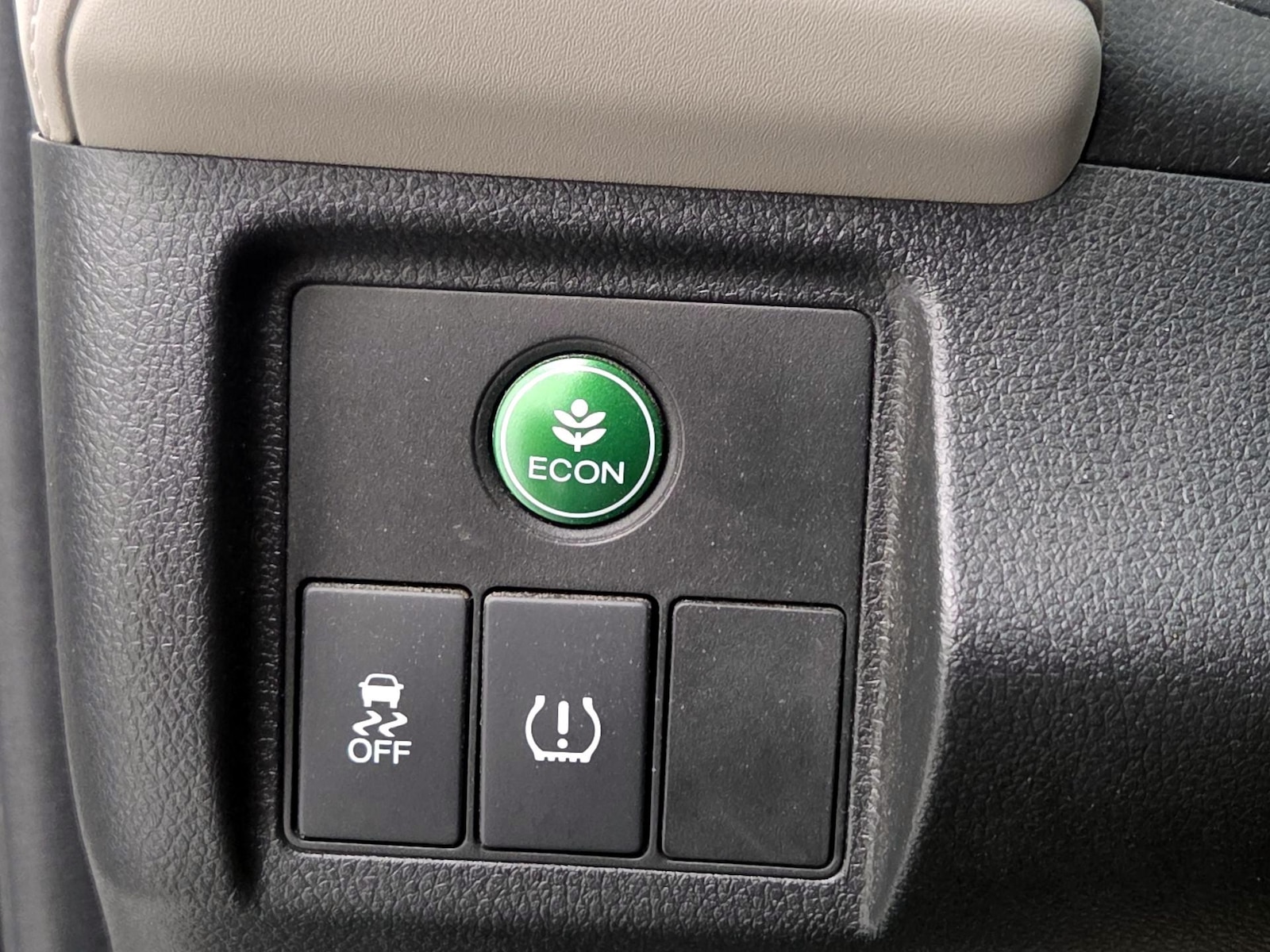 2016 Honda HR-V EX - Photo 14