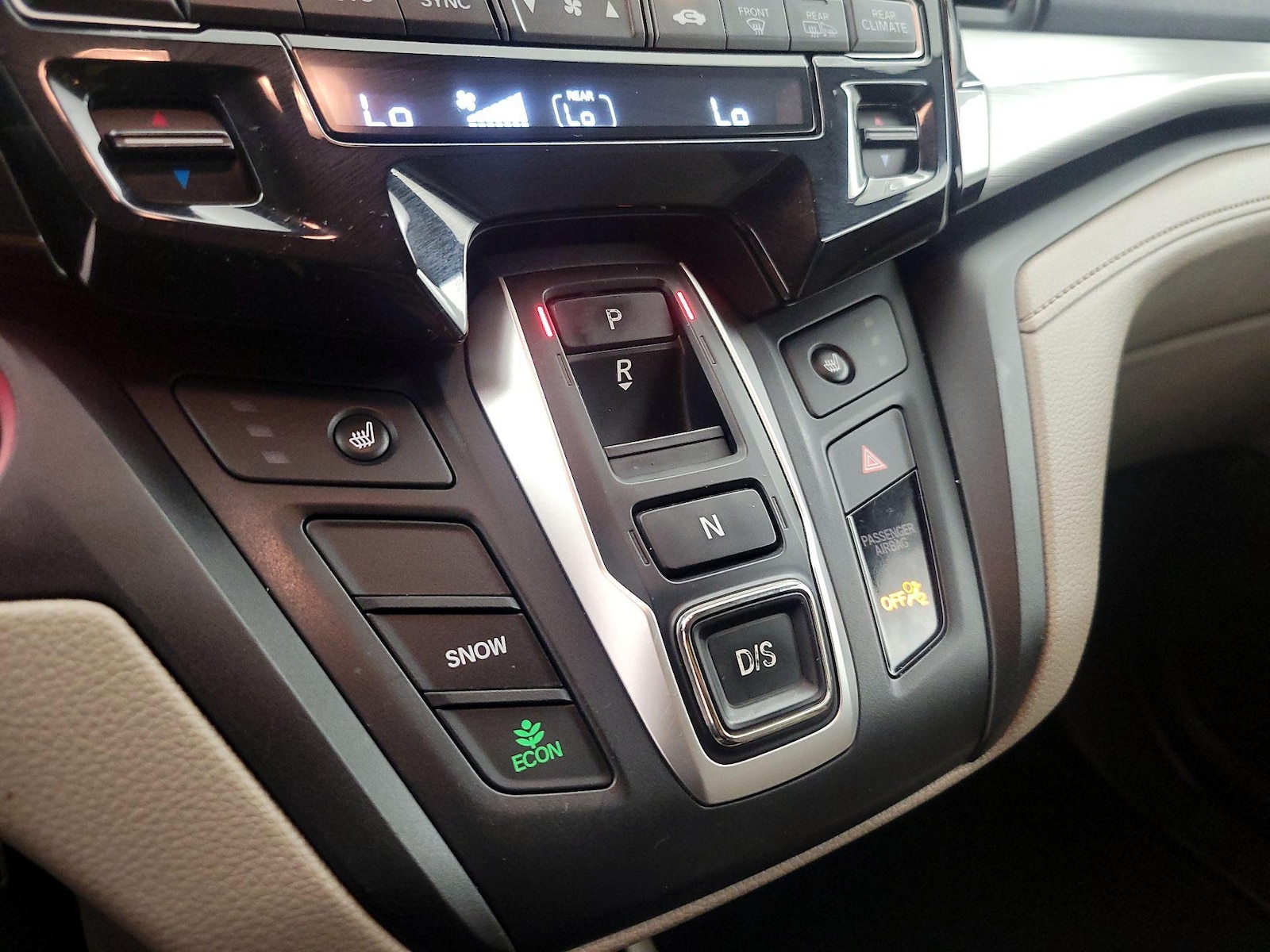 2018 Honda Odyssey EX-L - Photo 18