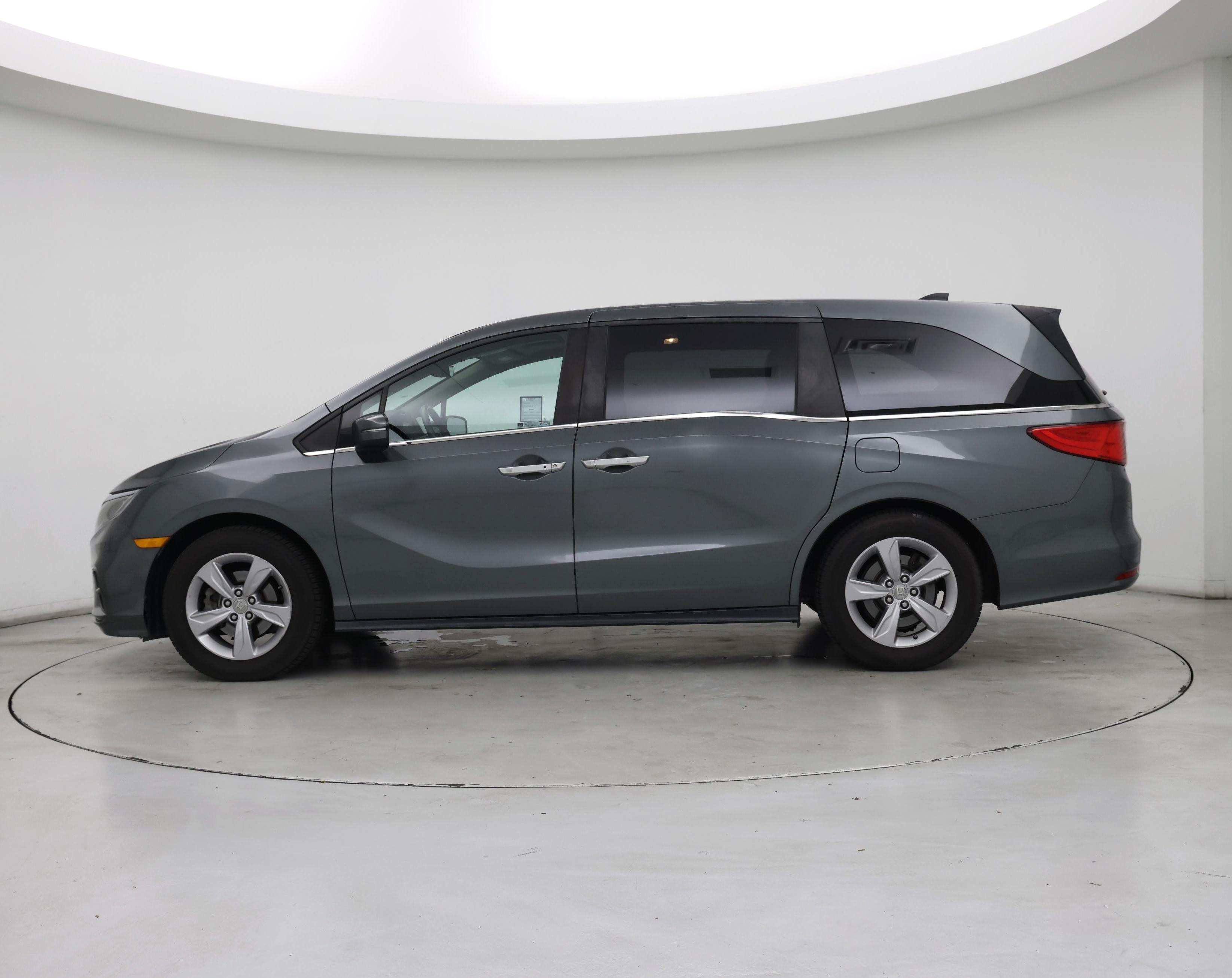 Thumbnail: 2018 Honda Odyssey - 3