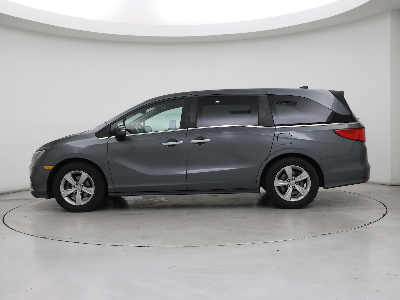 2018 Honda Odyssey EX-L - Photo 4