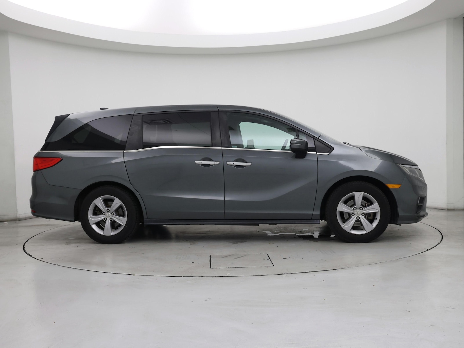 2018 Honda Odyssey EX-L - Photo 8