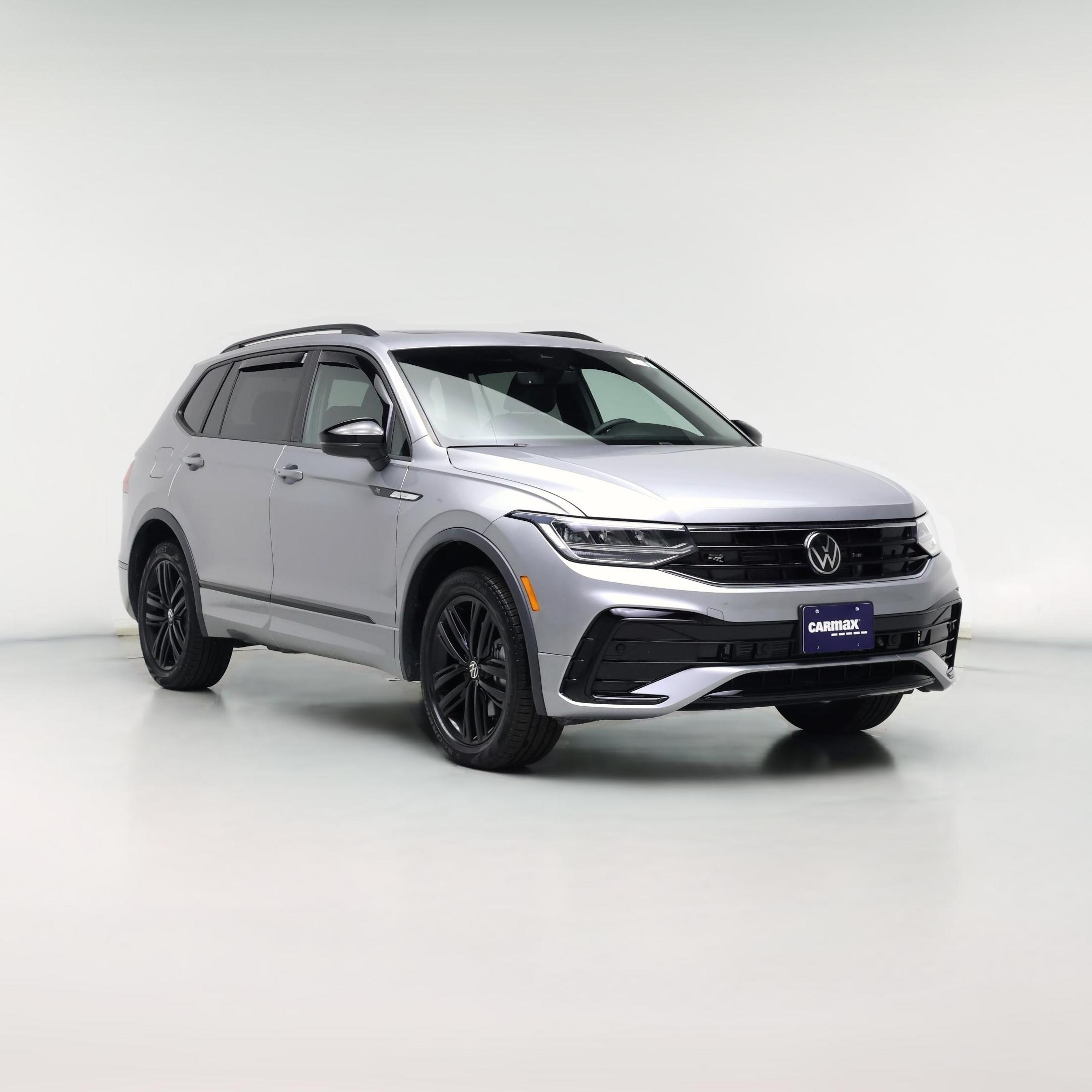 Thumbnail: 2022 Volkswagen Tiguan - 1