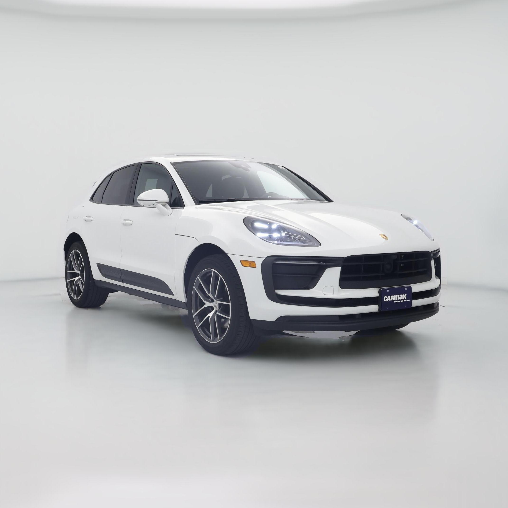 Thumbnail: 2024 Porsche Macan - 1
