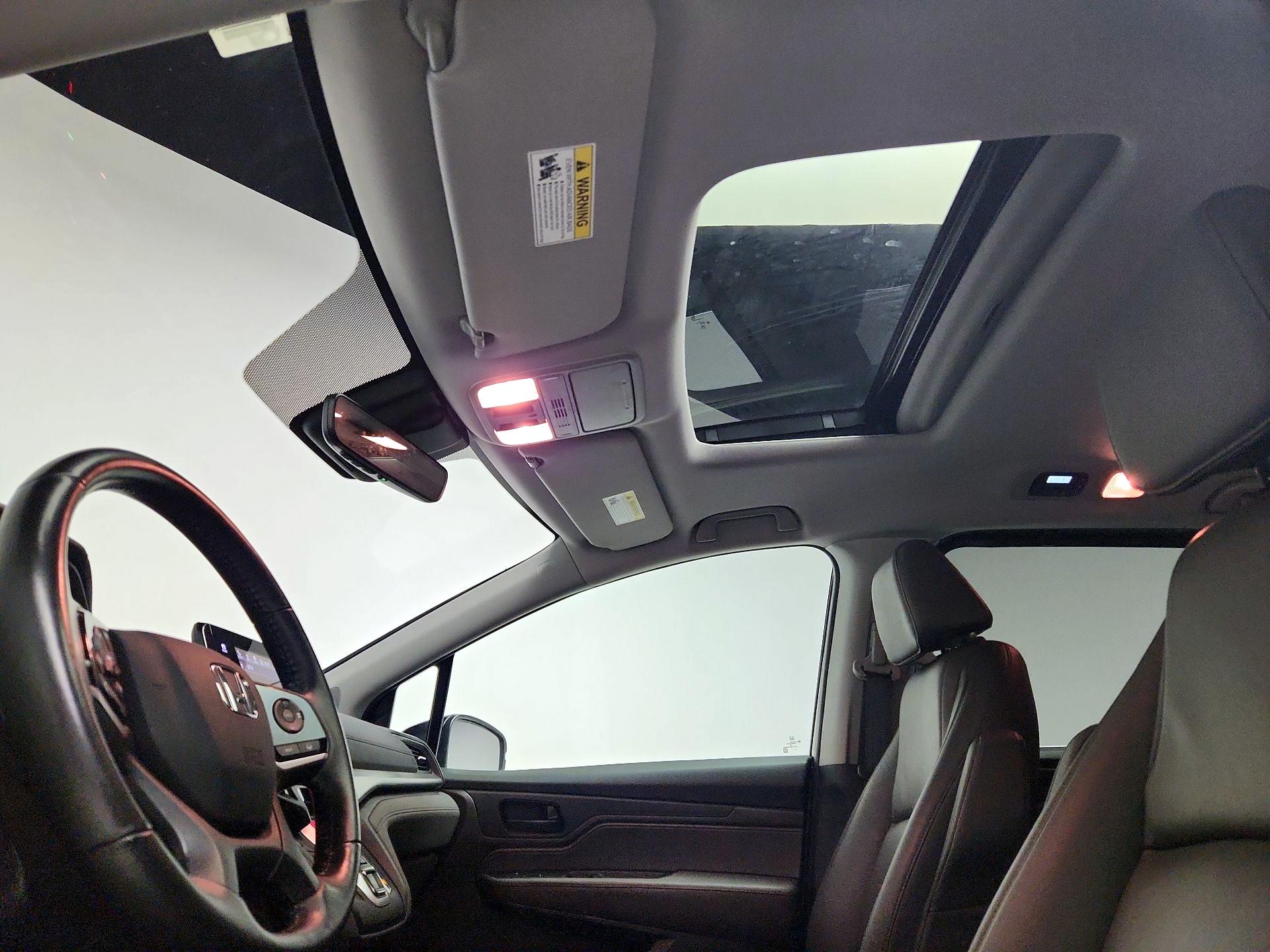 Thumbnail: 2018 Honda Odyssey - 19