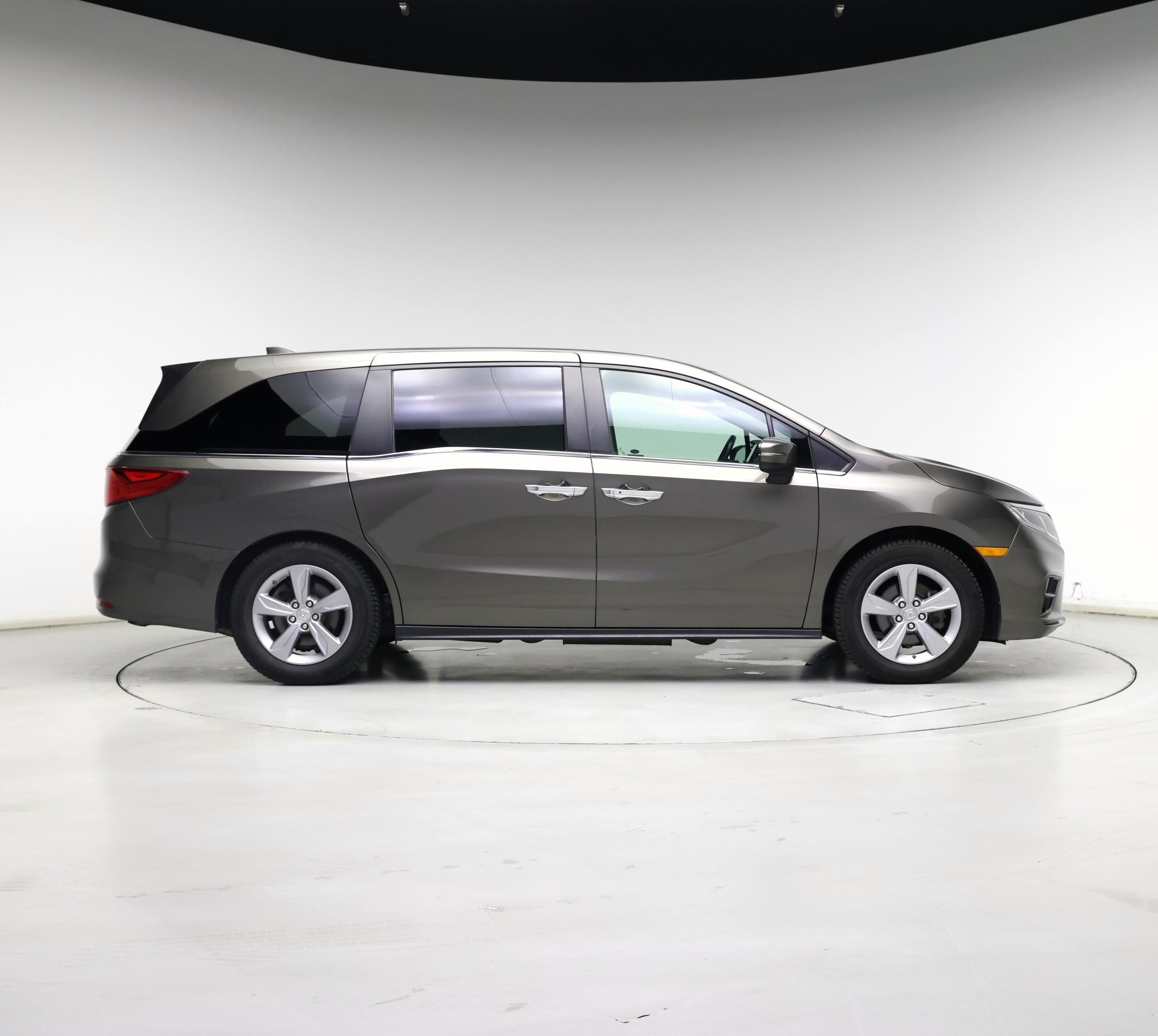 Thumbnail: 2018 Honda Odyssey - 7
