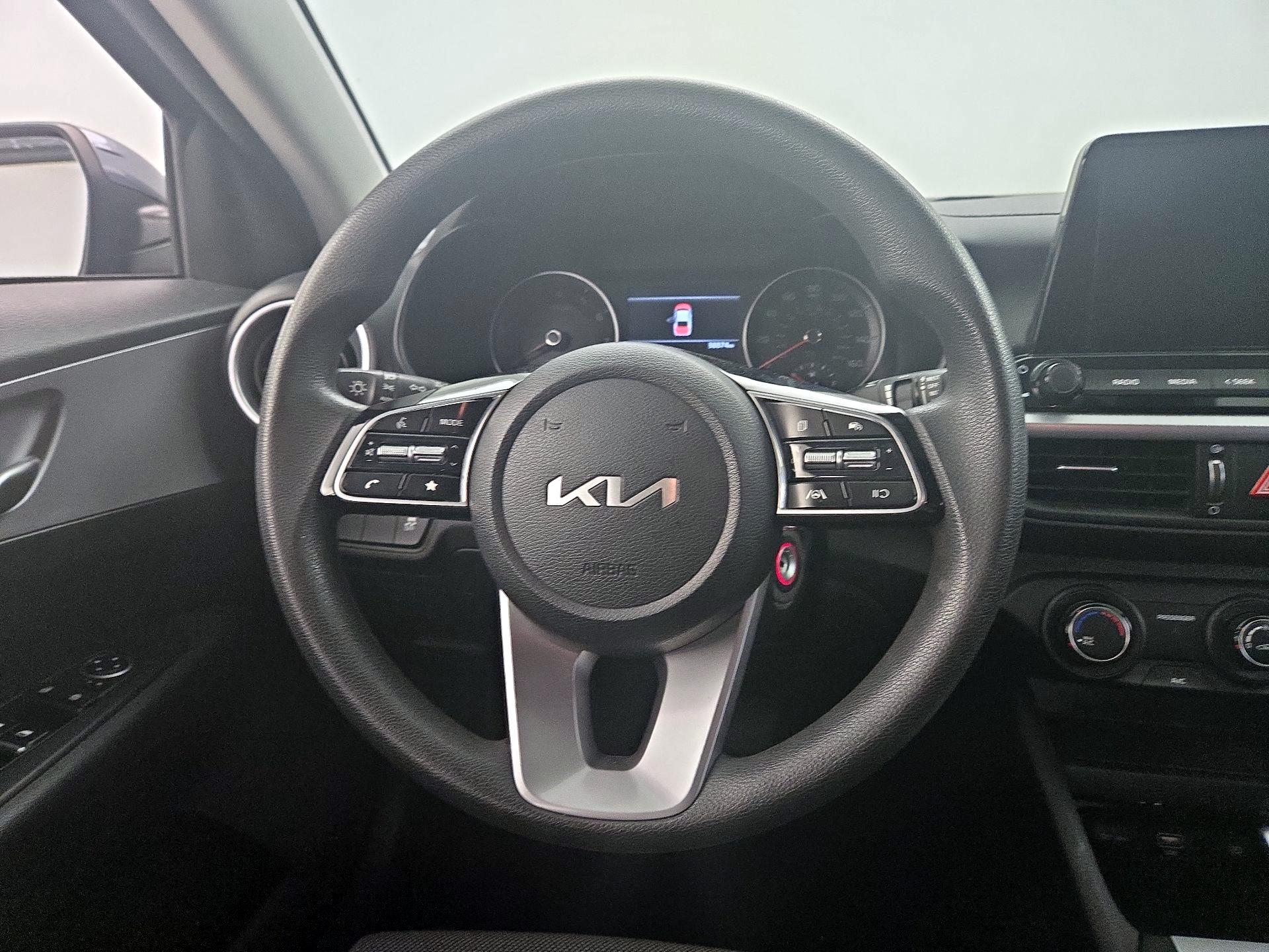 Thumbnail: 2024 Kia Forte - 10