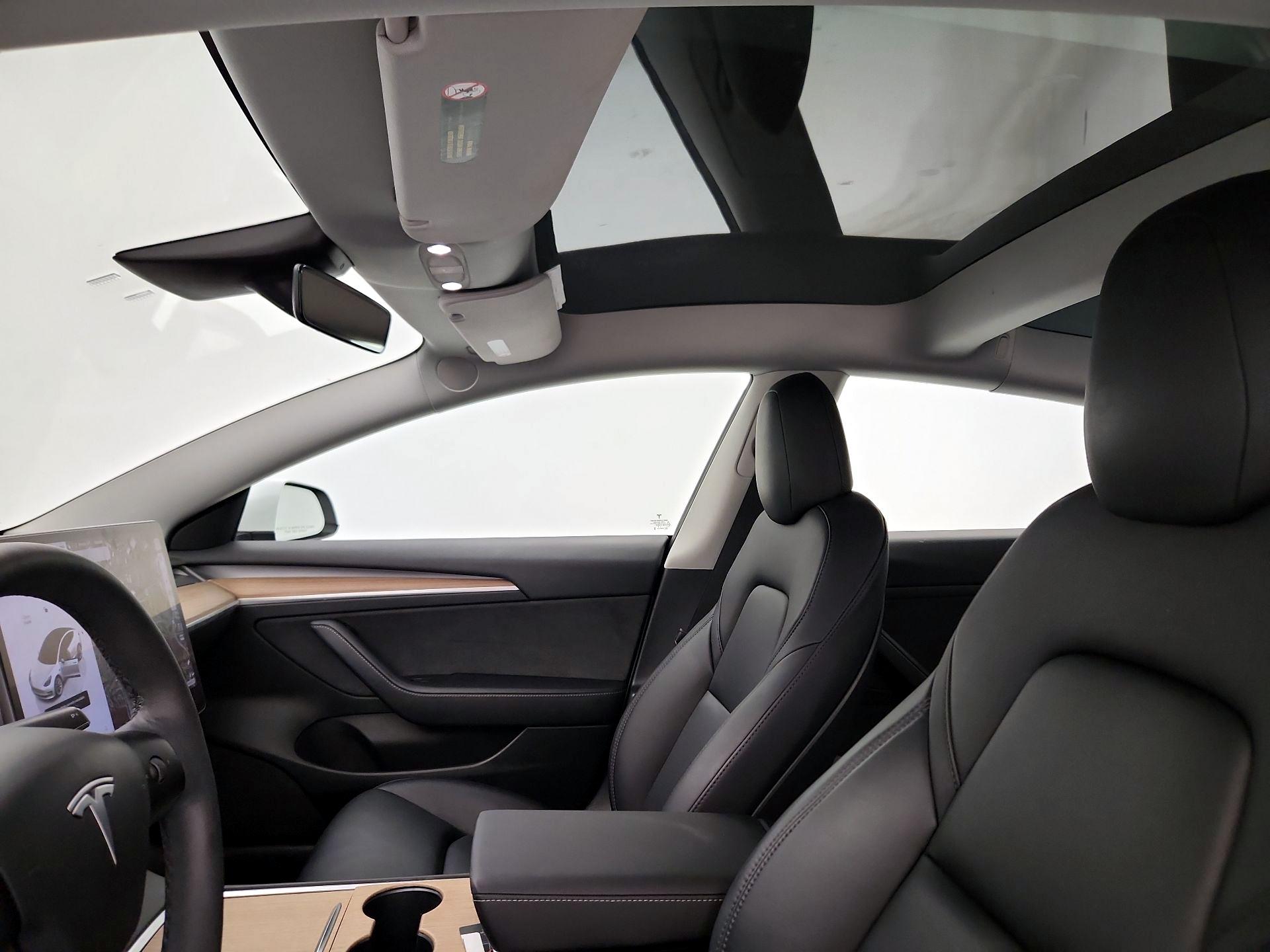 Thumbnail: 2022 Tesla Model 3 - 18