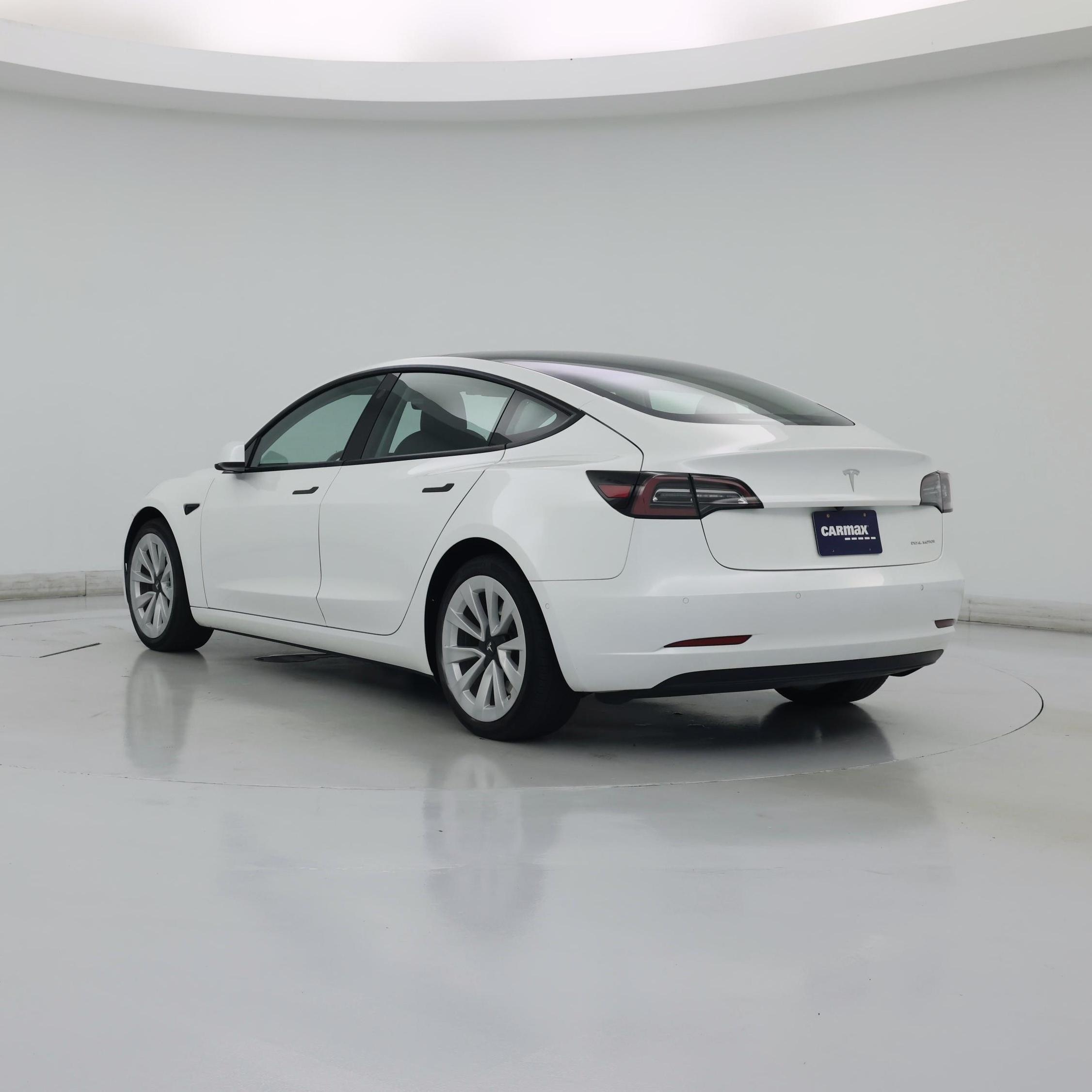 Thumbnail: 2022 Tesla Model 3 - 2