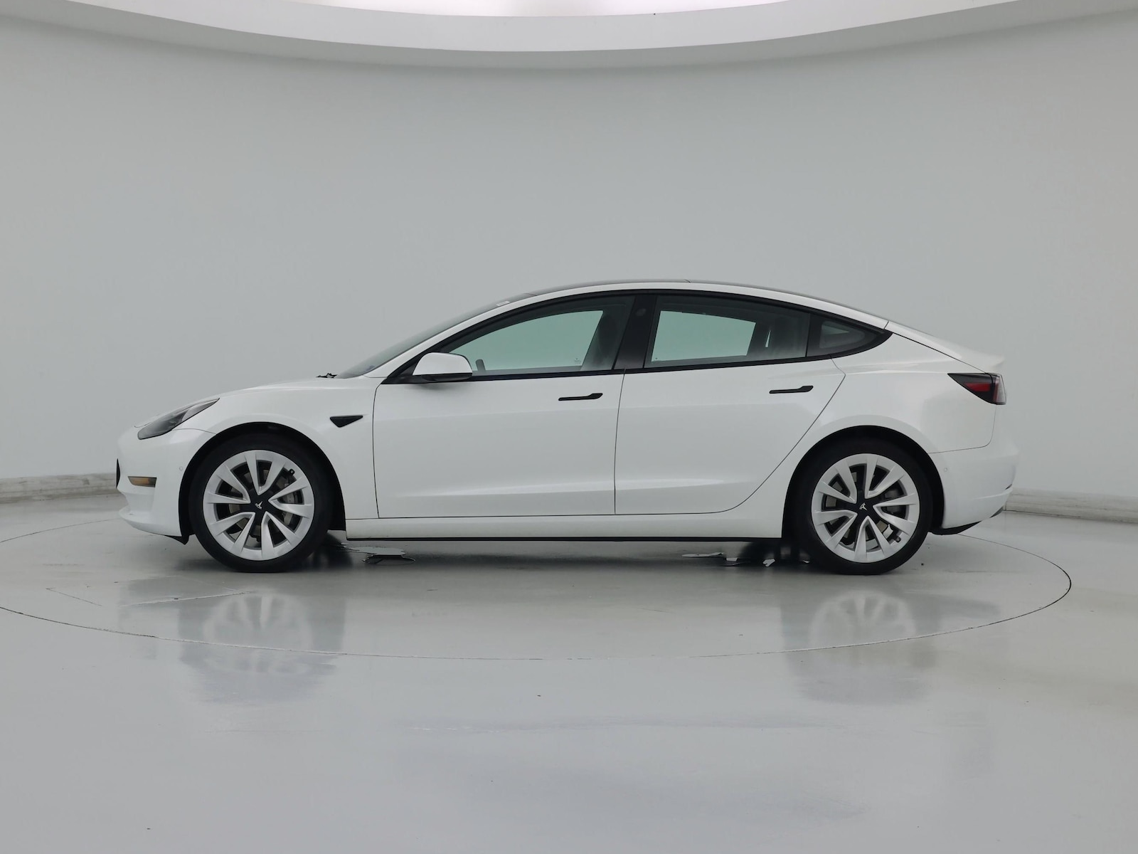 2022 Tesla Model 3 Long Range - Photo 4