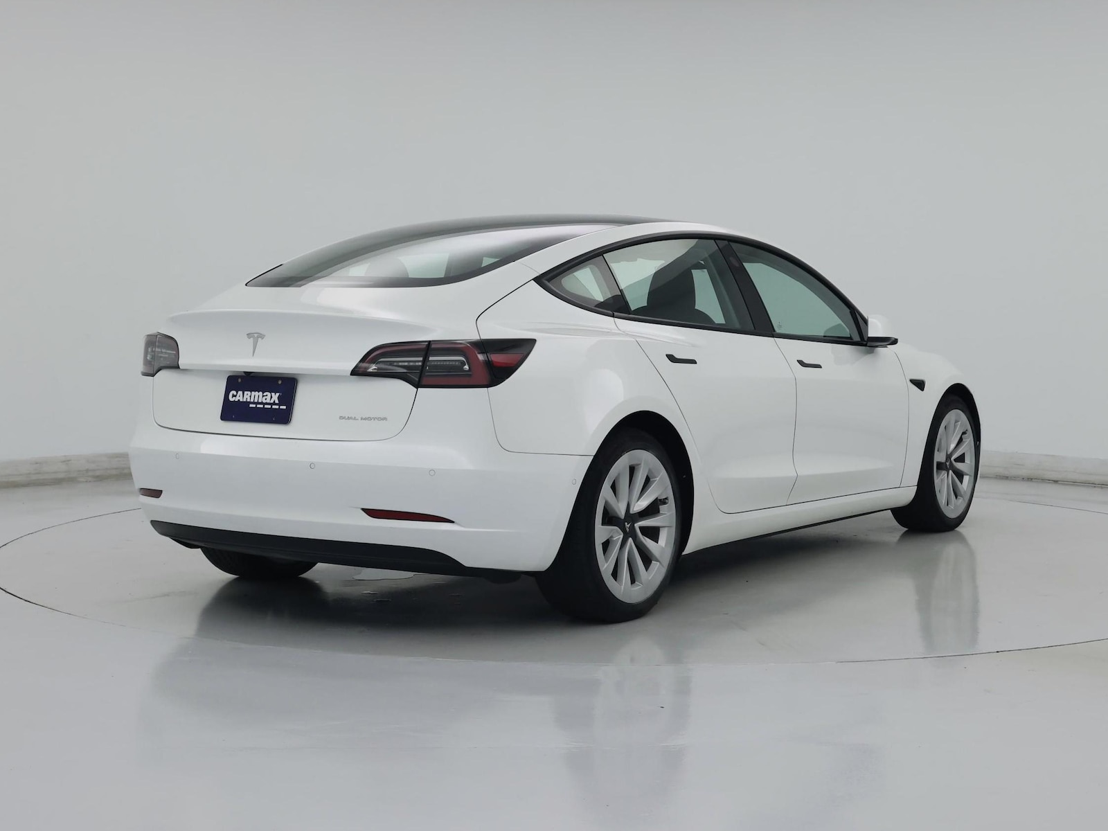2022 Tesla Model 3 Long Range - Photo 9