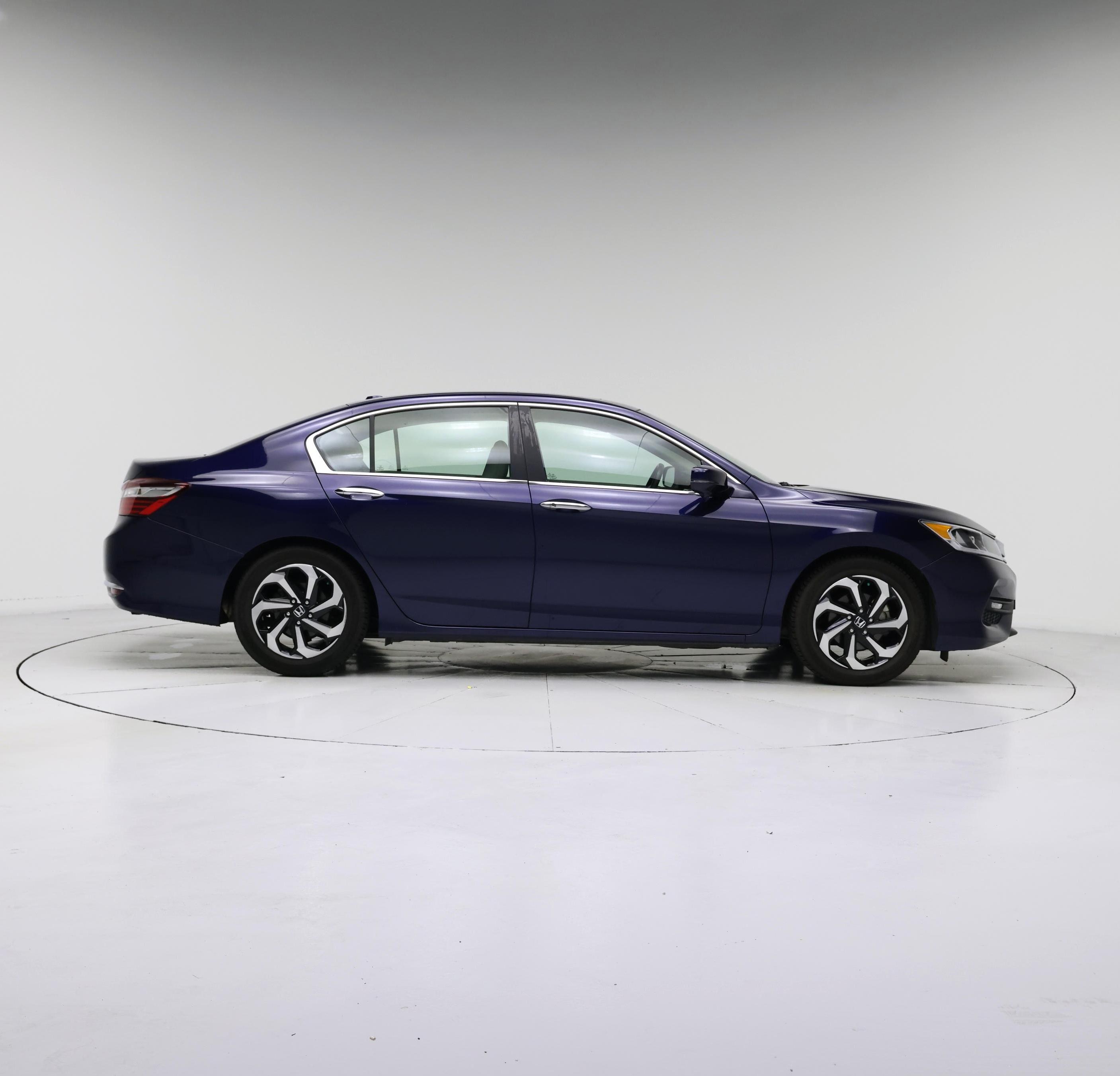 Thumbnail: 2017 Honda Accord - 7