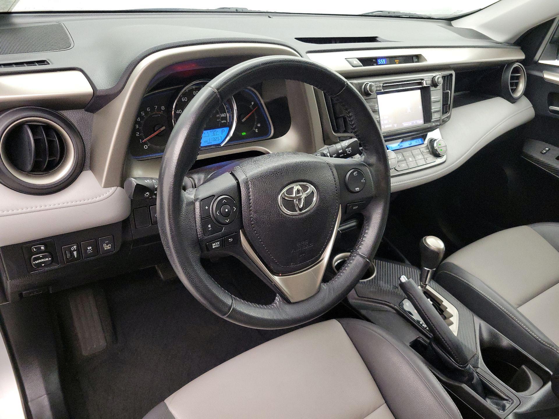 Thumbnail: 2014 Toyota RAV4 - 9