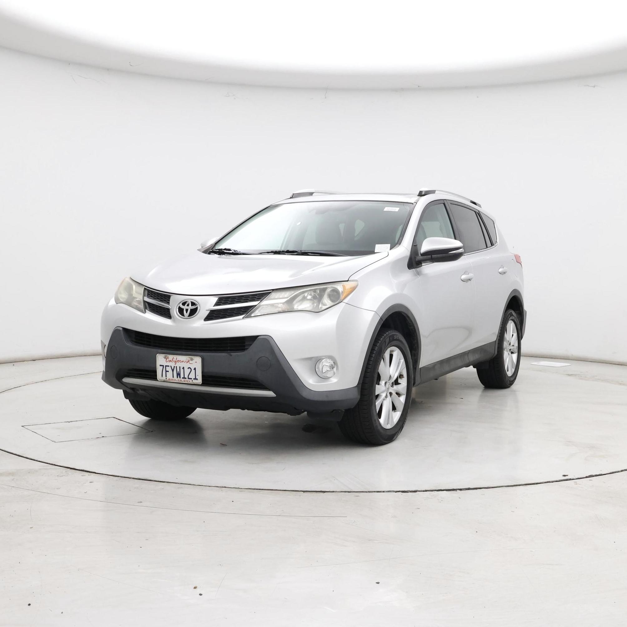 Thumbnail: 2014 Toyota RAV4 - 4