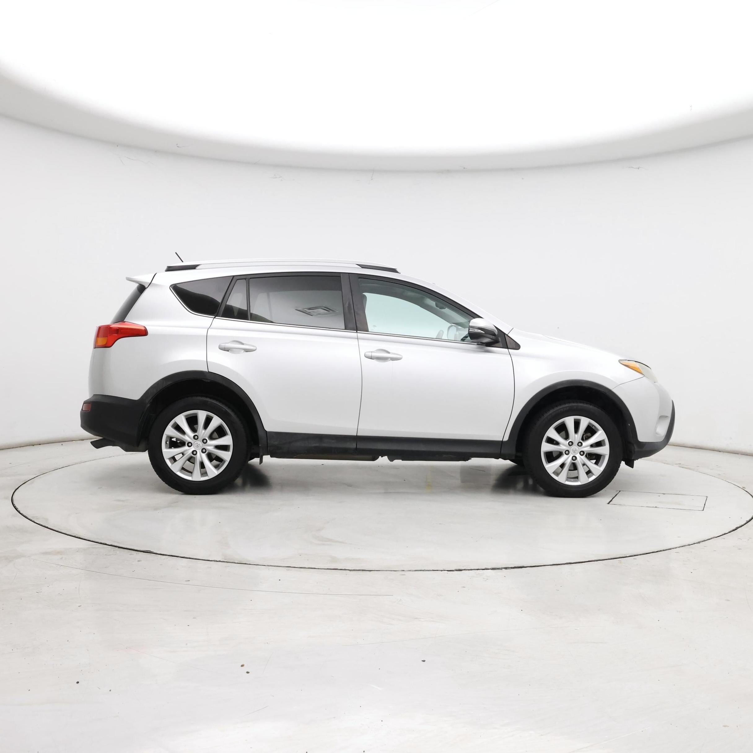 Thumbnail: 2014 Toyota RAV4 - 7