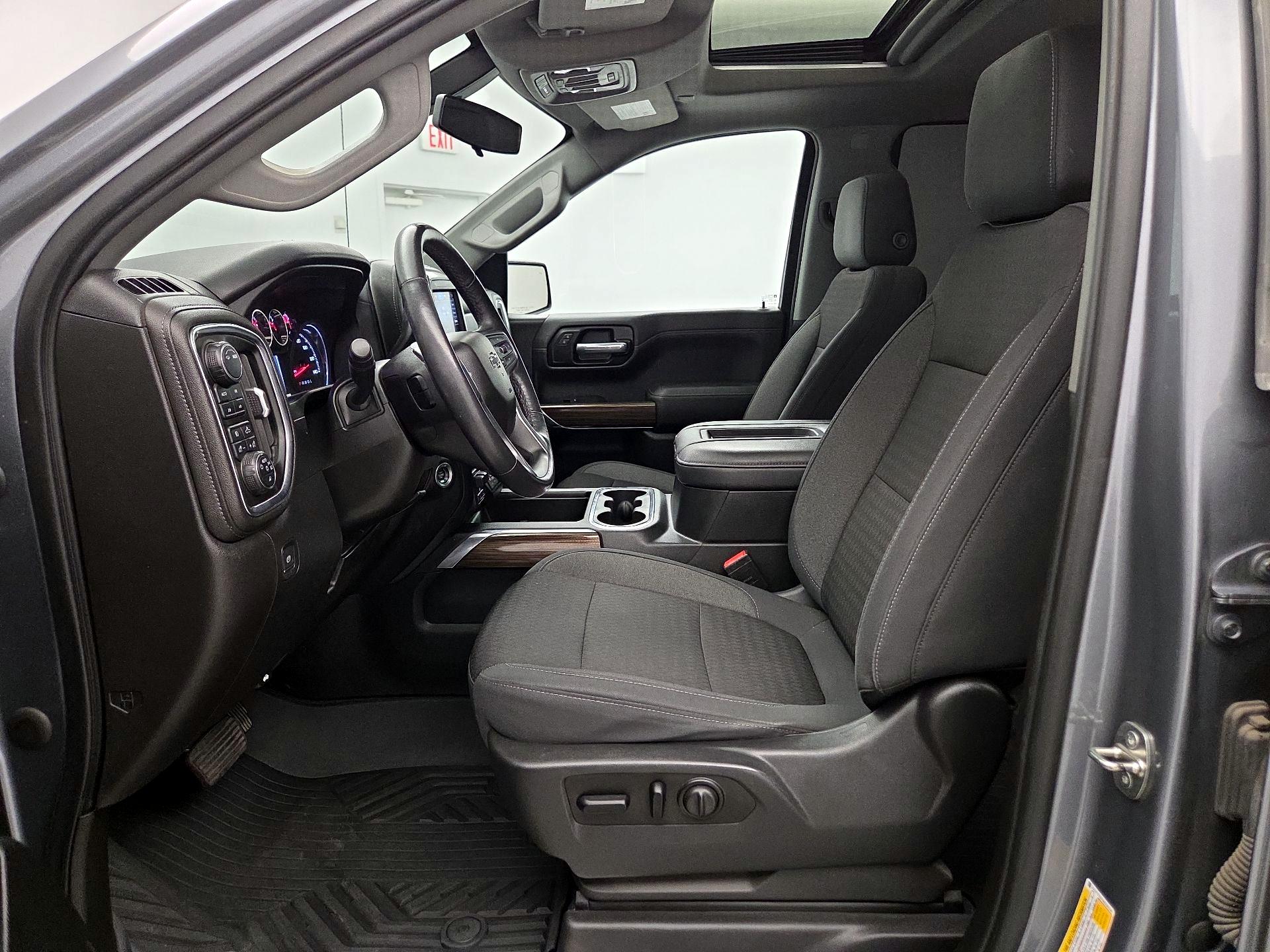 Thumbnail: 2021 Chevrolet Silverado 1500 - 11