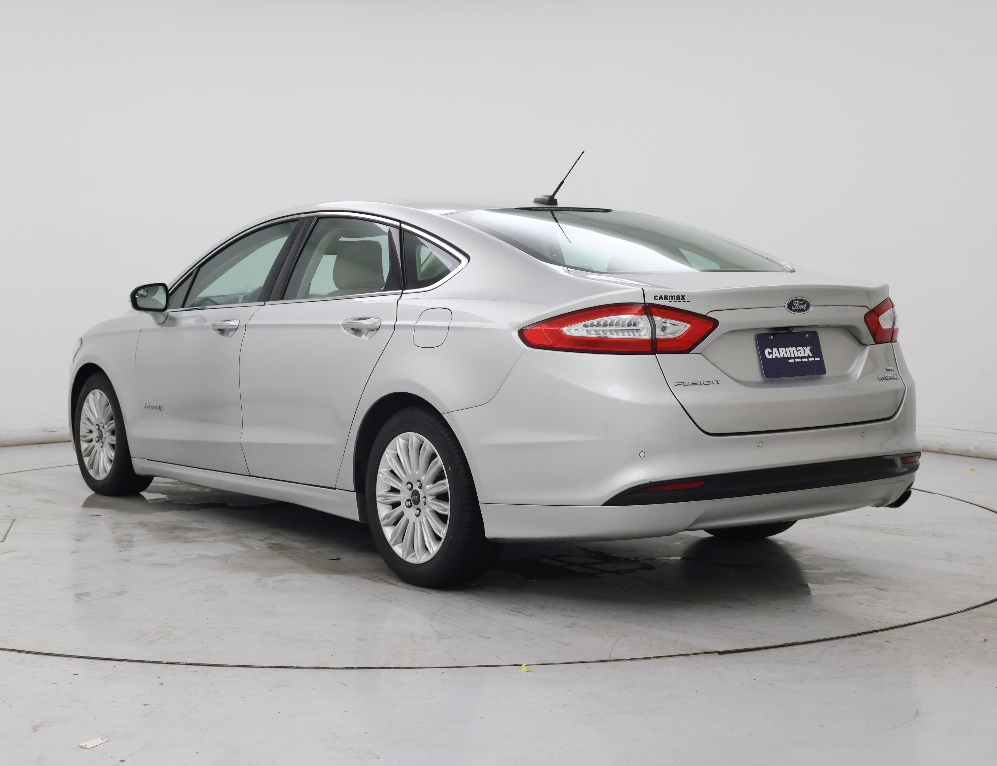 Thumbnail: 2015 Ford Fusion - 2