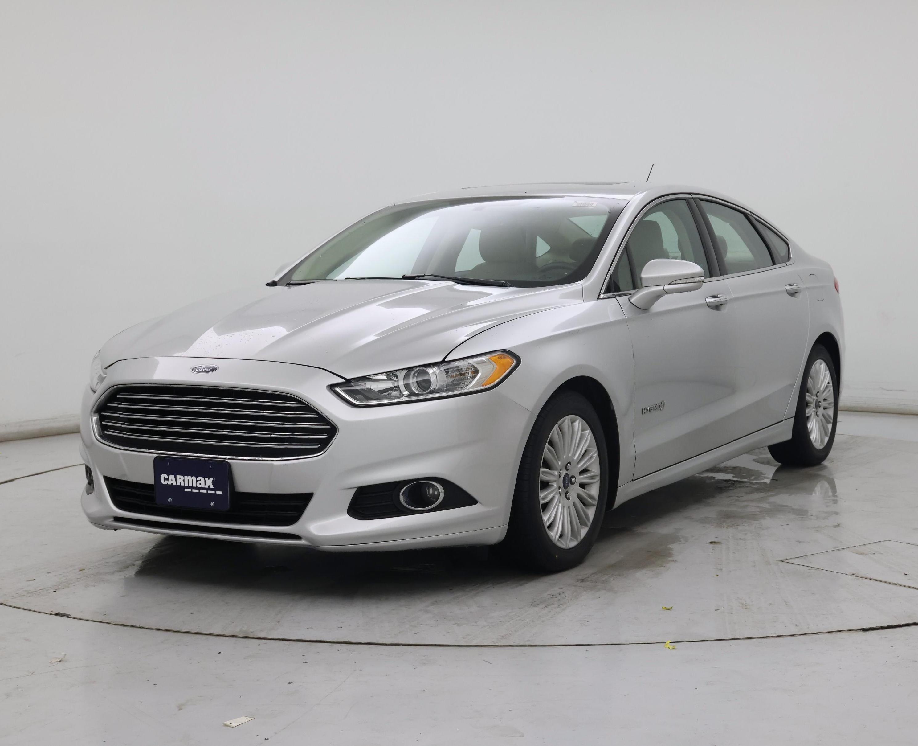 Thumbnail: 2015 Ford Fusion - 4