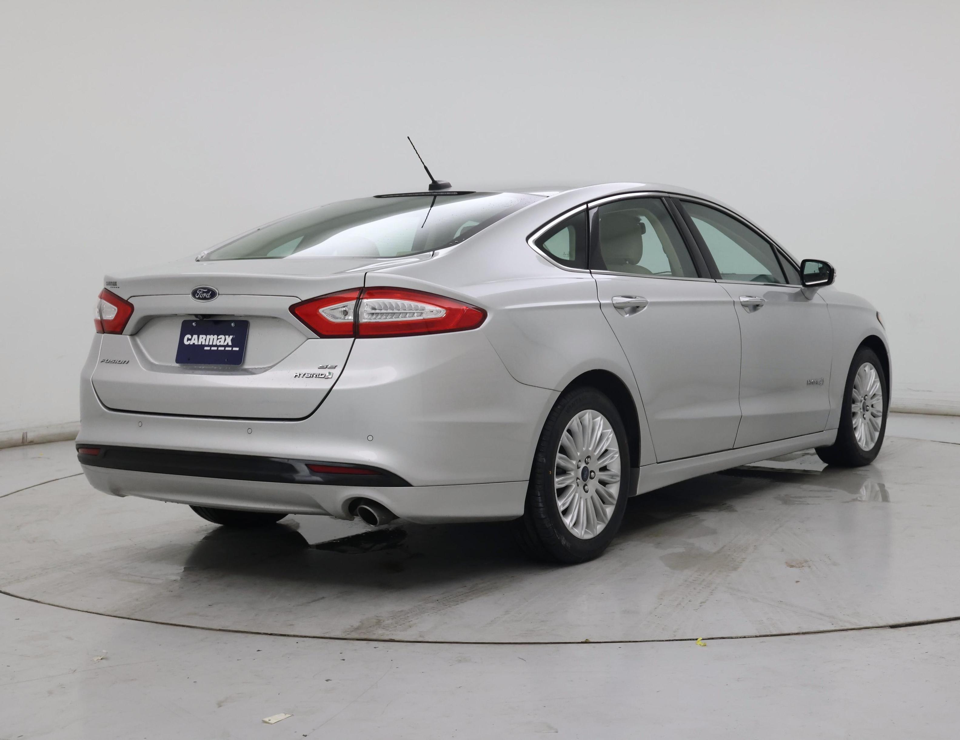 Thumbnail: 2015 Ford Fusion - 8
