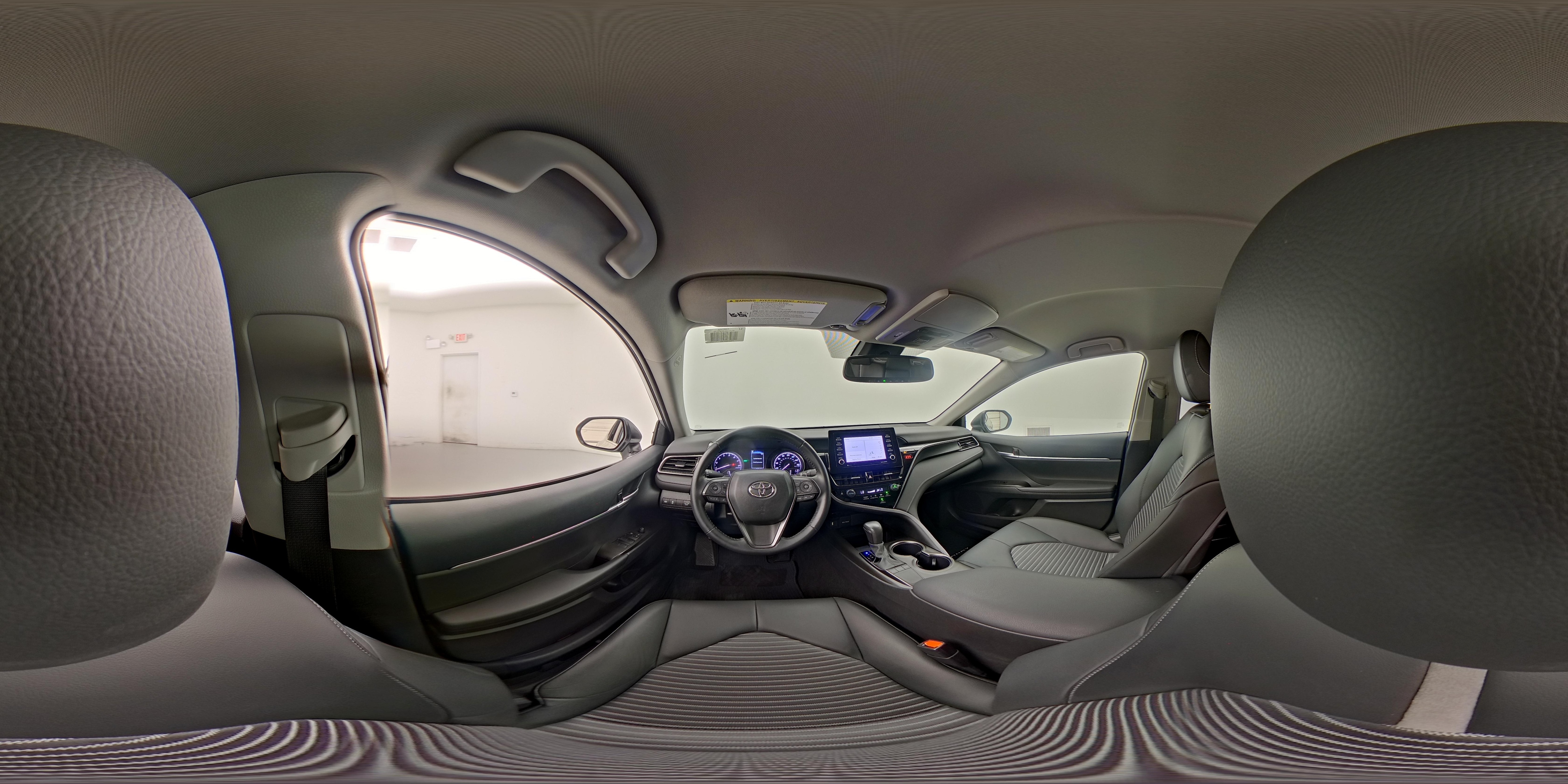 2024 Toyota Camry SE - Photo 26