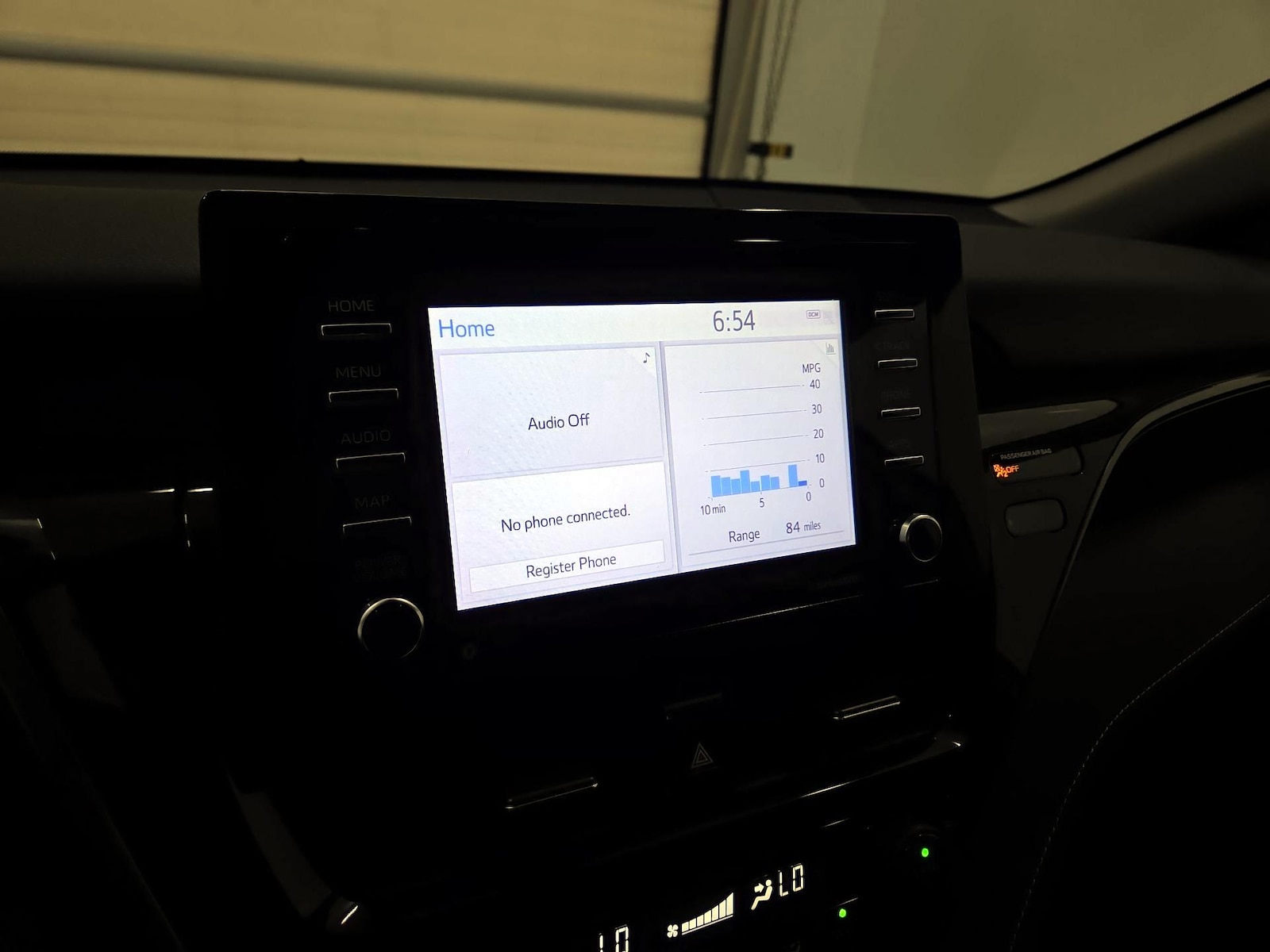 2024 Toyota Camry SE - Photo 16