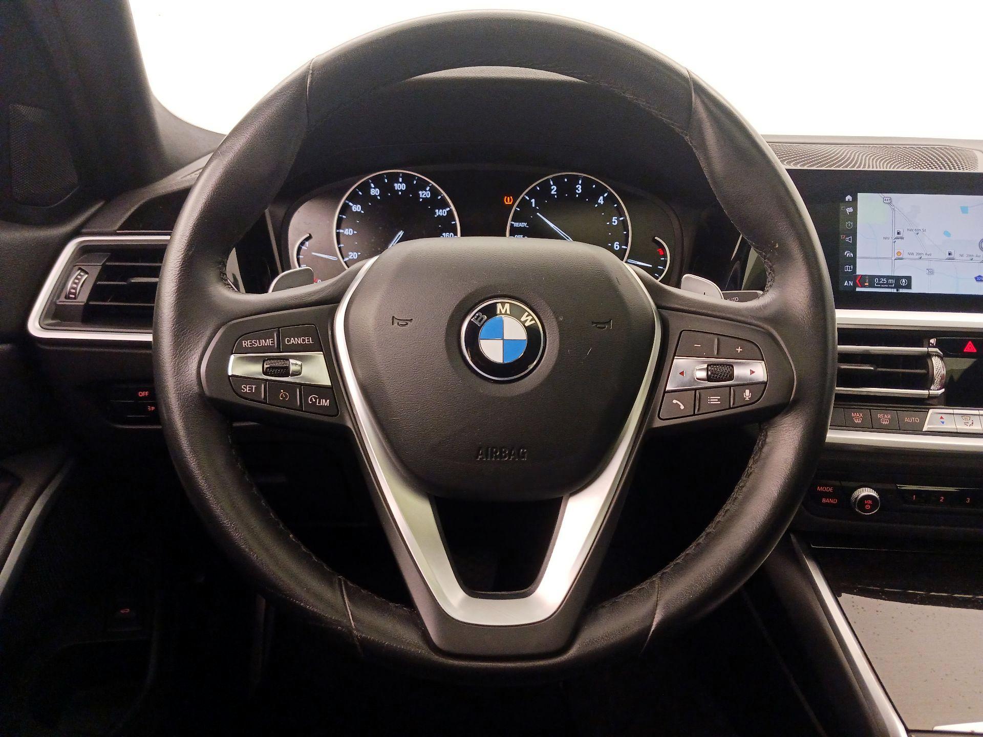 Thumbnail: 2020 BMW 3 Series - 10