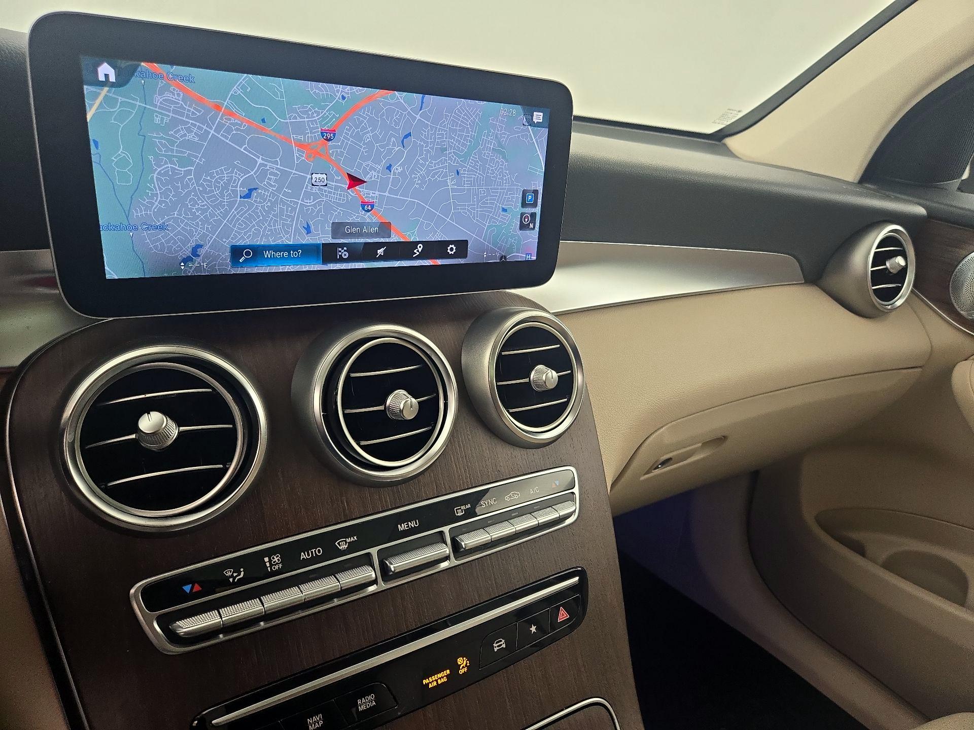 Thumbnail: 2020 Mercedes-Benz GLC - 14