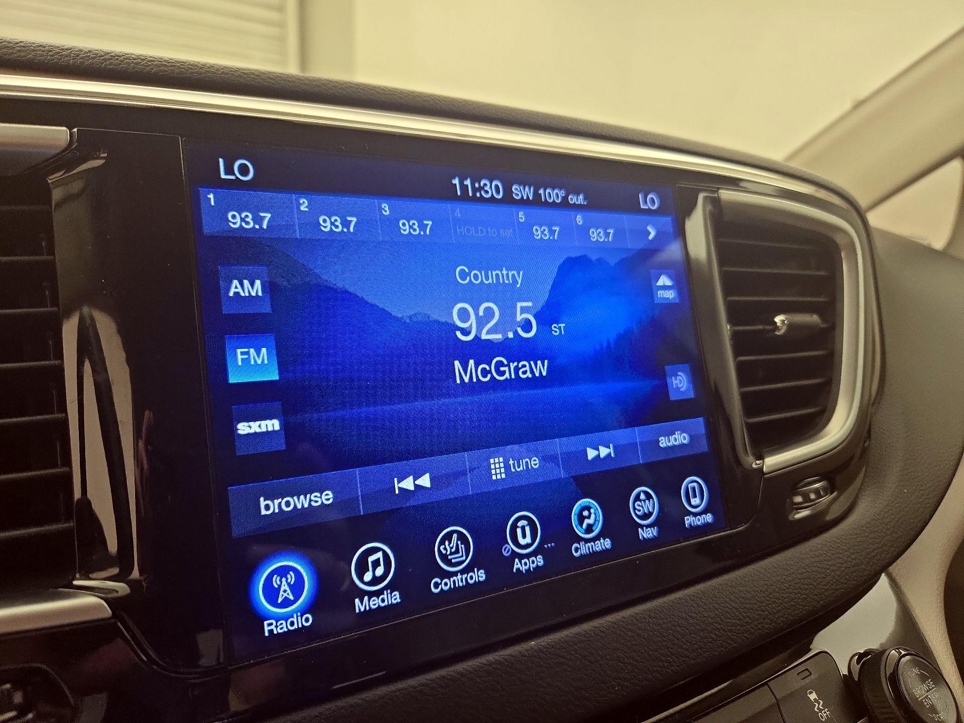Thumbnail: 2017 Chrysler Pacifica - 14