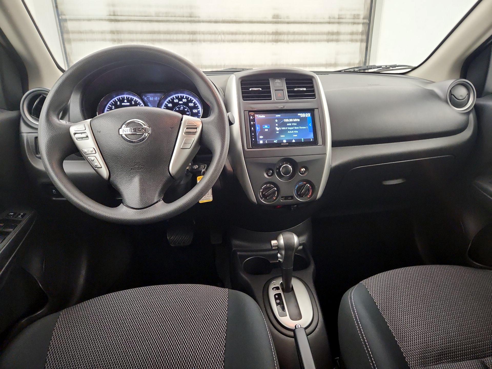 Thumbnail: 2015 Nissan Versa - 9