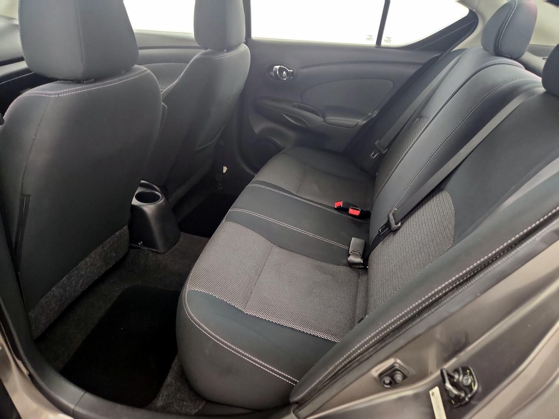Thumbnail: 2015 Nissan Versa - 18