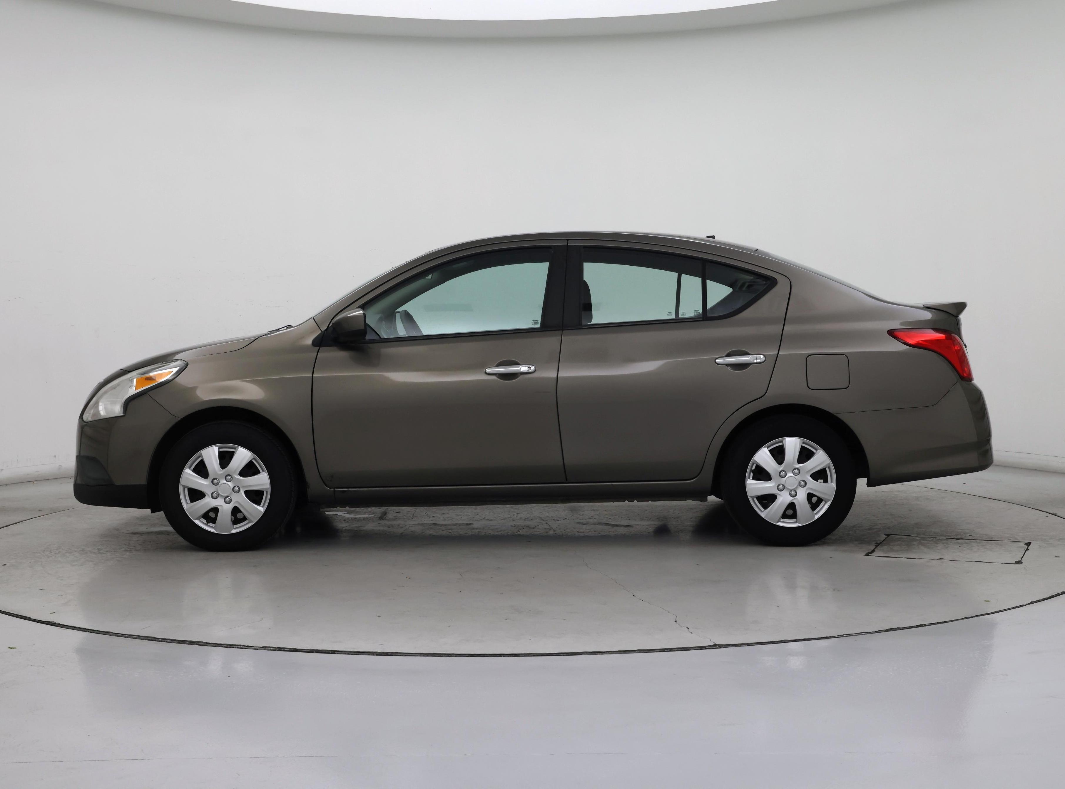 Thumbnail: 2015 Nissan Versa - 3