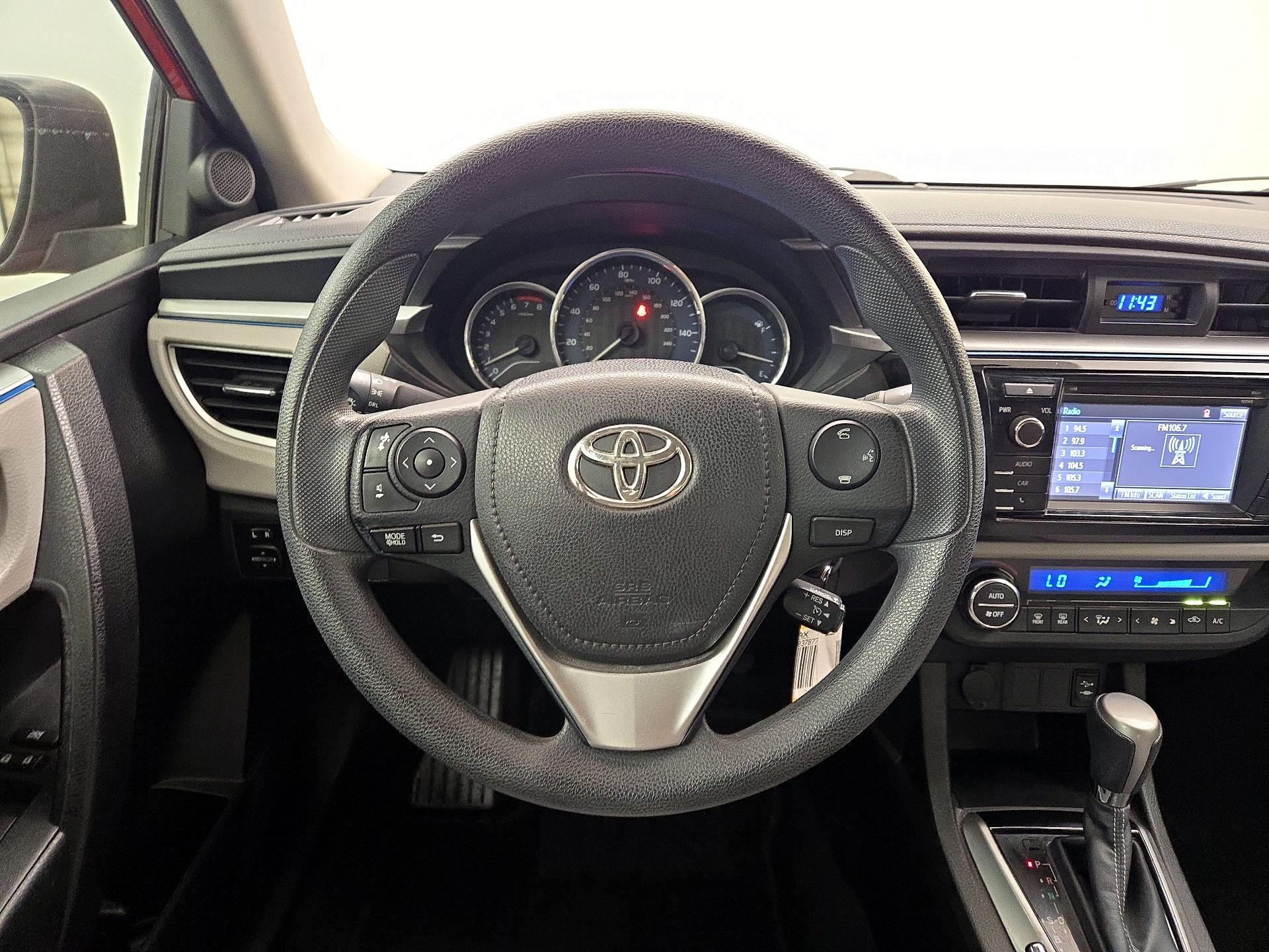 Thumbnail: 2014 Toyota Corolla - 10