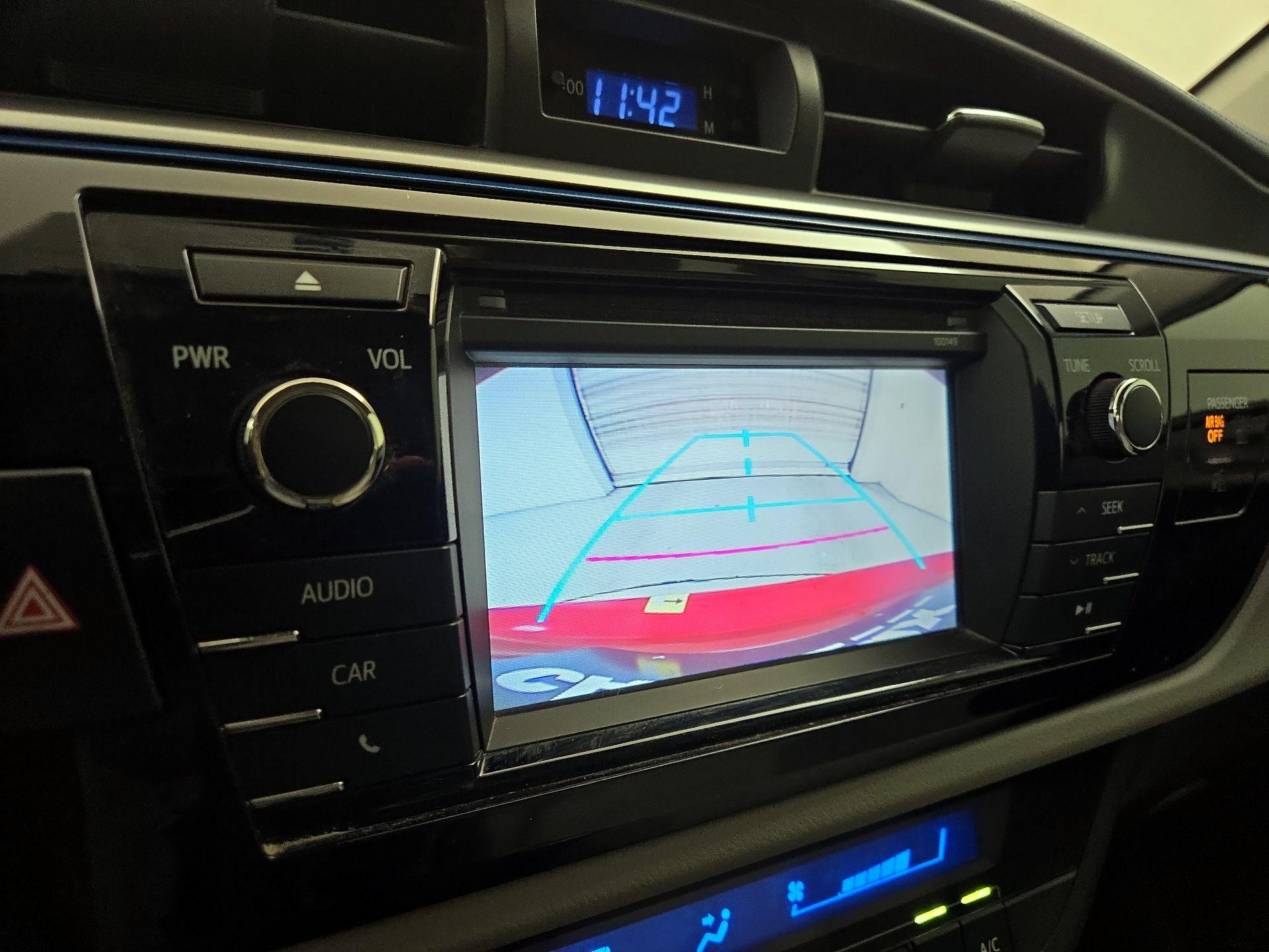 Thumbnail: 2014 Toyota Corolla - 14