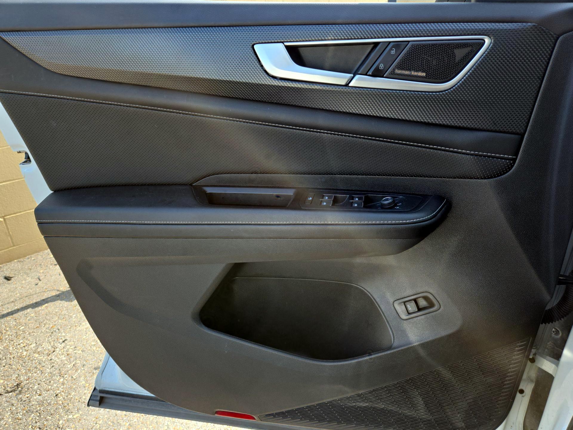 Thumbnail: 2024 Volkswagen Atlas - 10