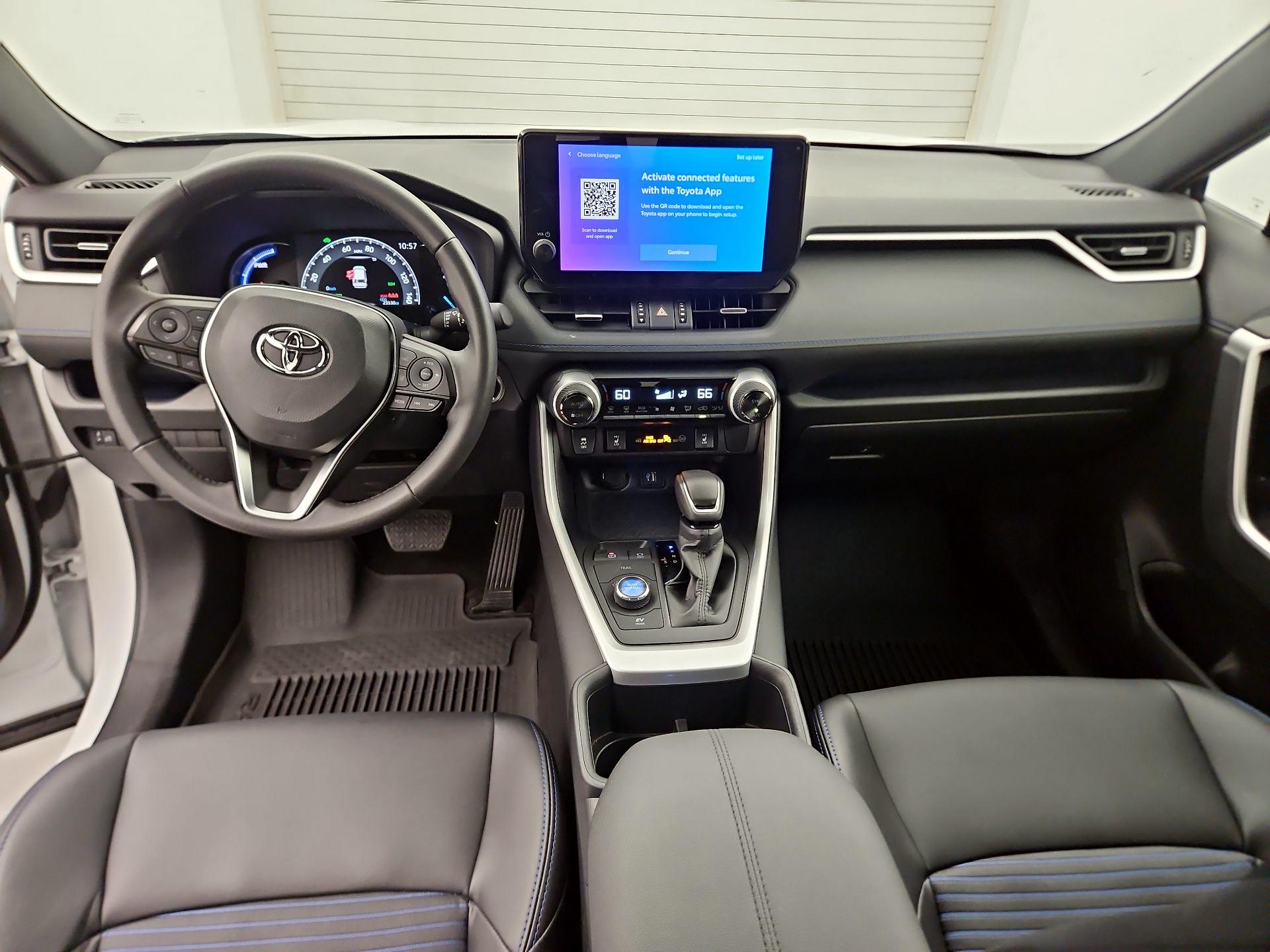 Thumbnail: 2025 Toyota RAV4 - 9