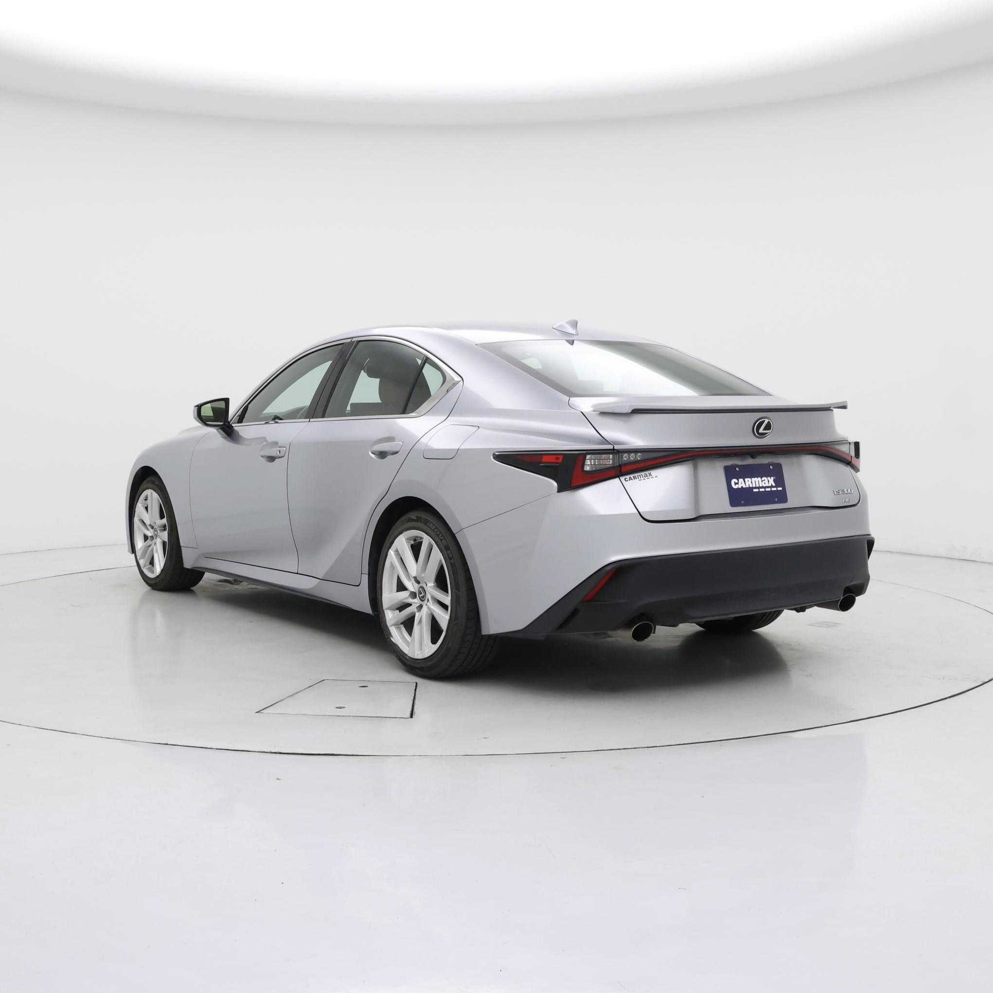 Thumbnail: 2021 Lexus IS - 2