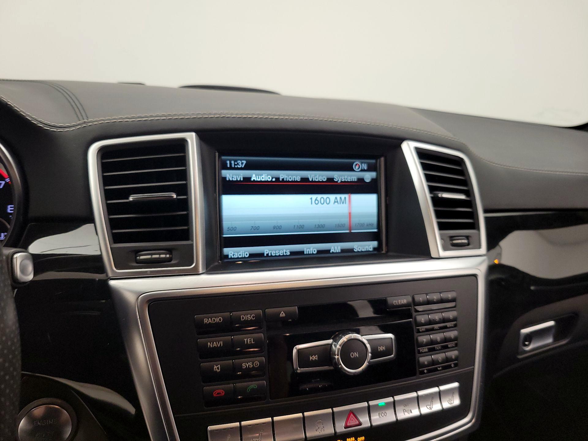 Thumbnail: 2015 Mercedes-Benz M-Class - 15