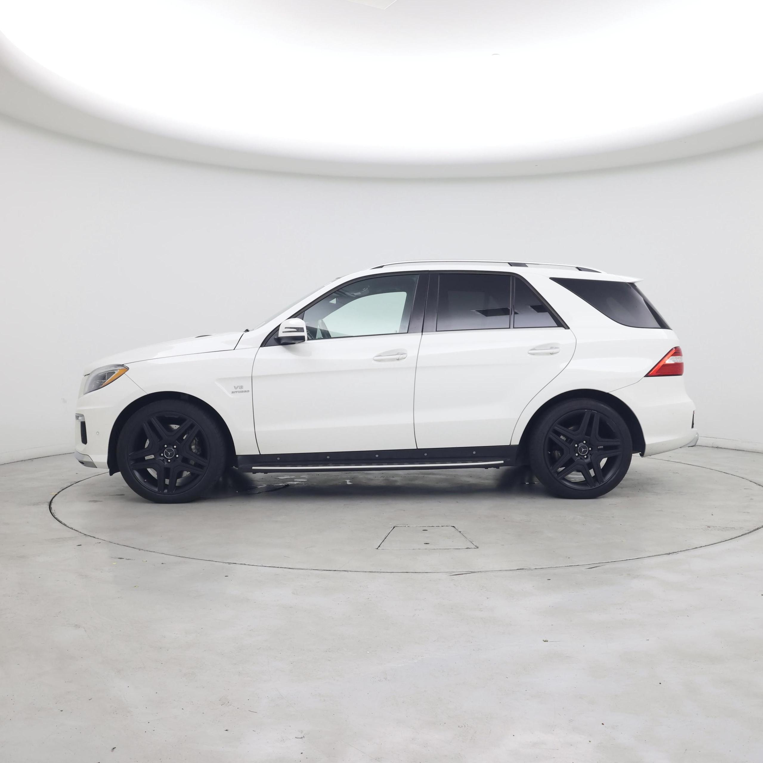 Thumbnail: 2015 Mercedes-Benz M-Class - 3